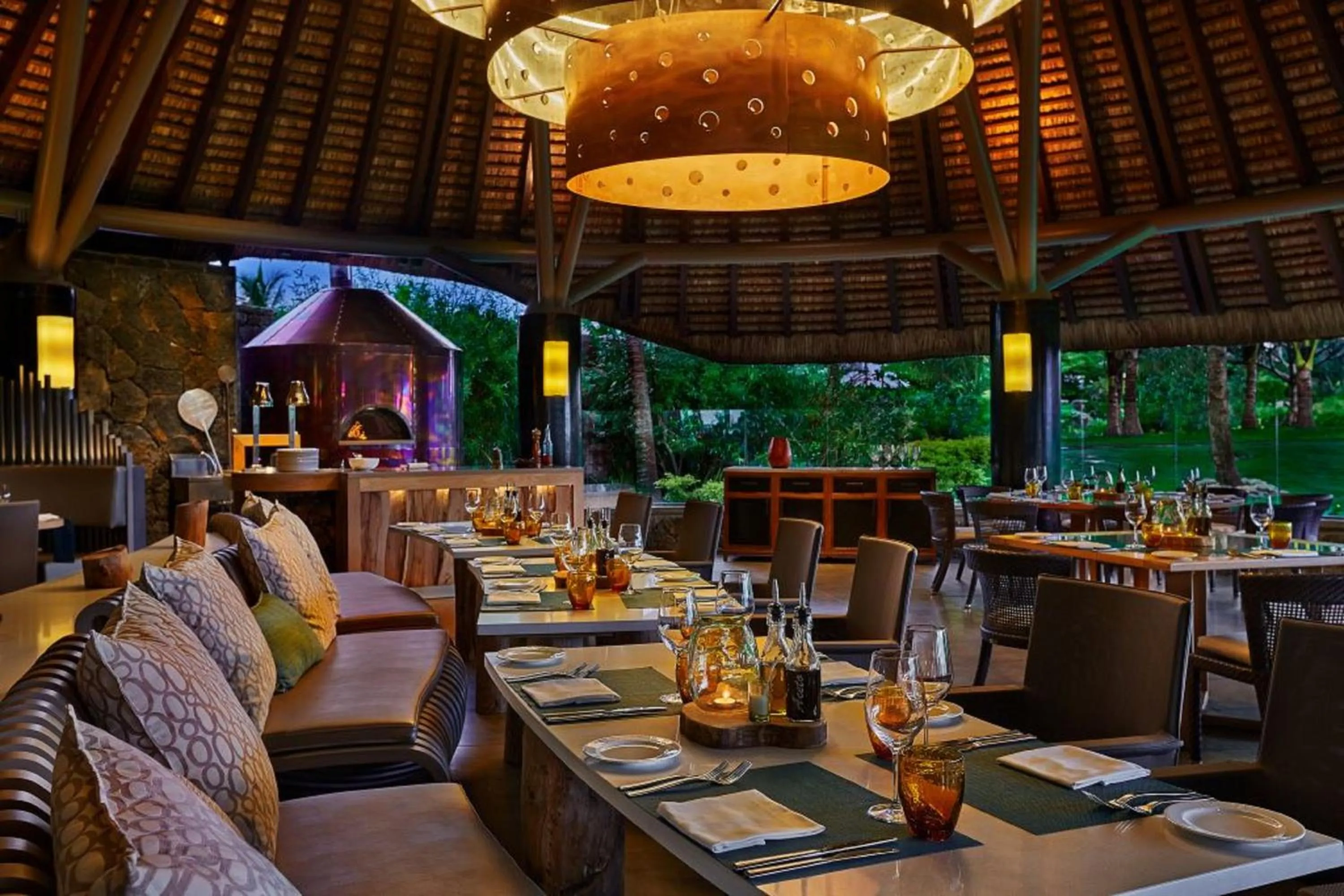 Restaurant/places to eat in Anahita Golf & Spa Resort