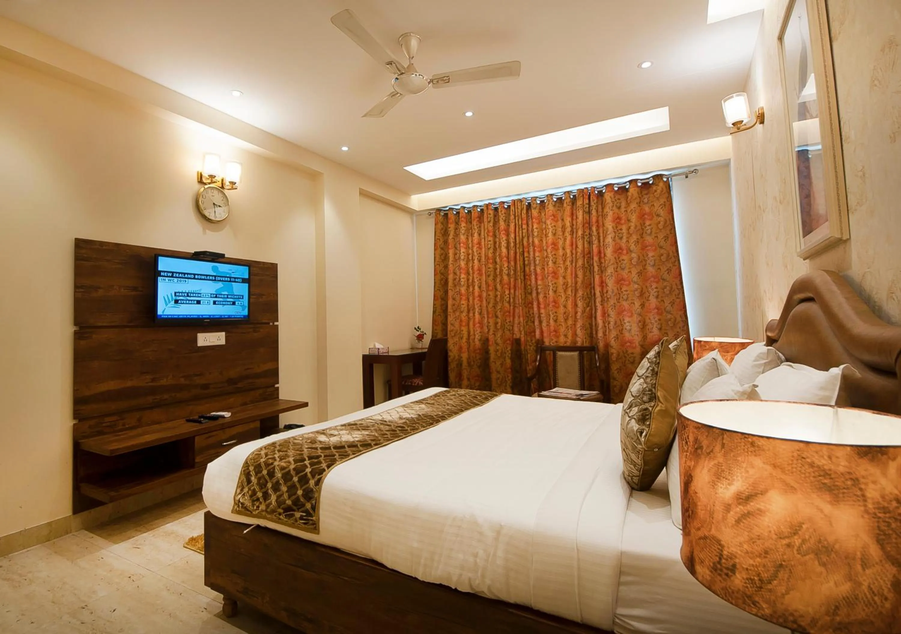 Communal lounge/ TV room in Imperial Apartment Fortis