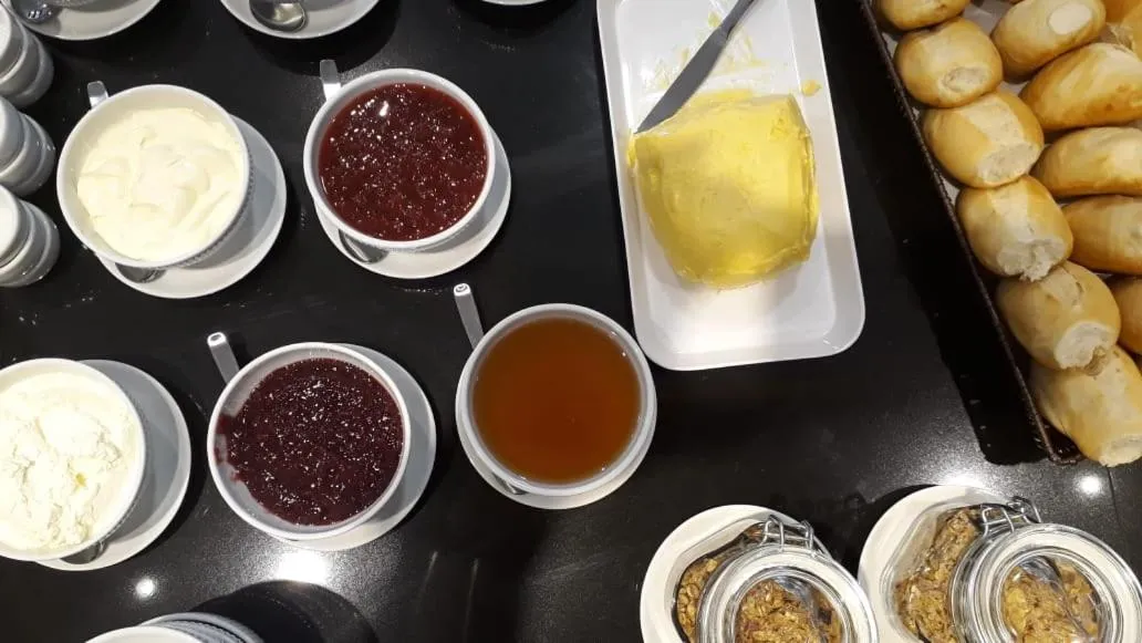 Breakfast in Hotel Alles Berg