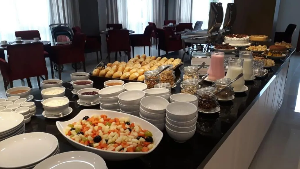 Breakfast in Hotel Alles Berg