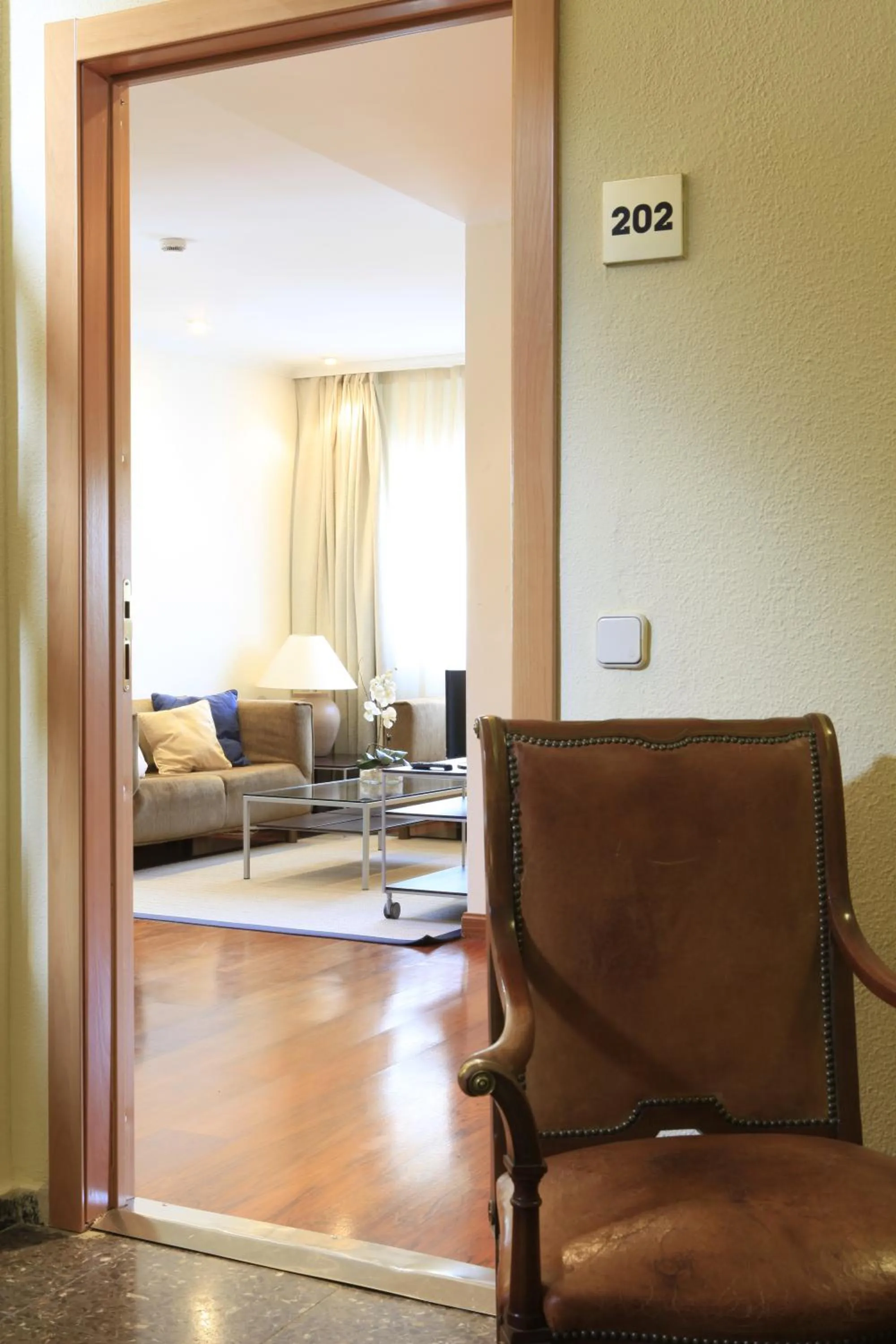 Photo of the whole room in Hotel Escuela Madrid