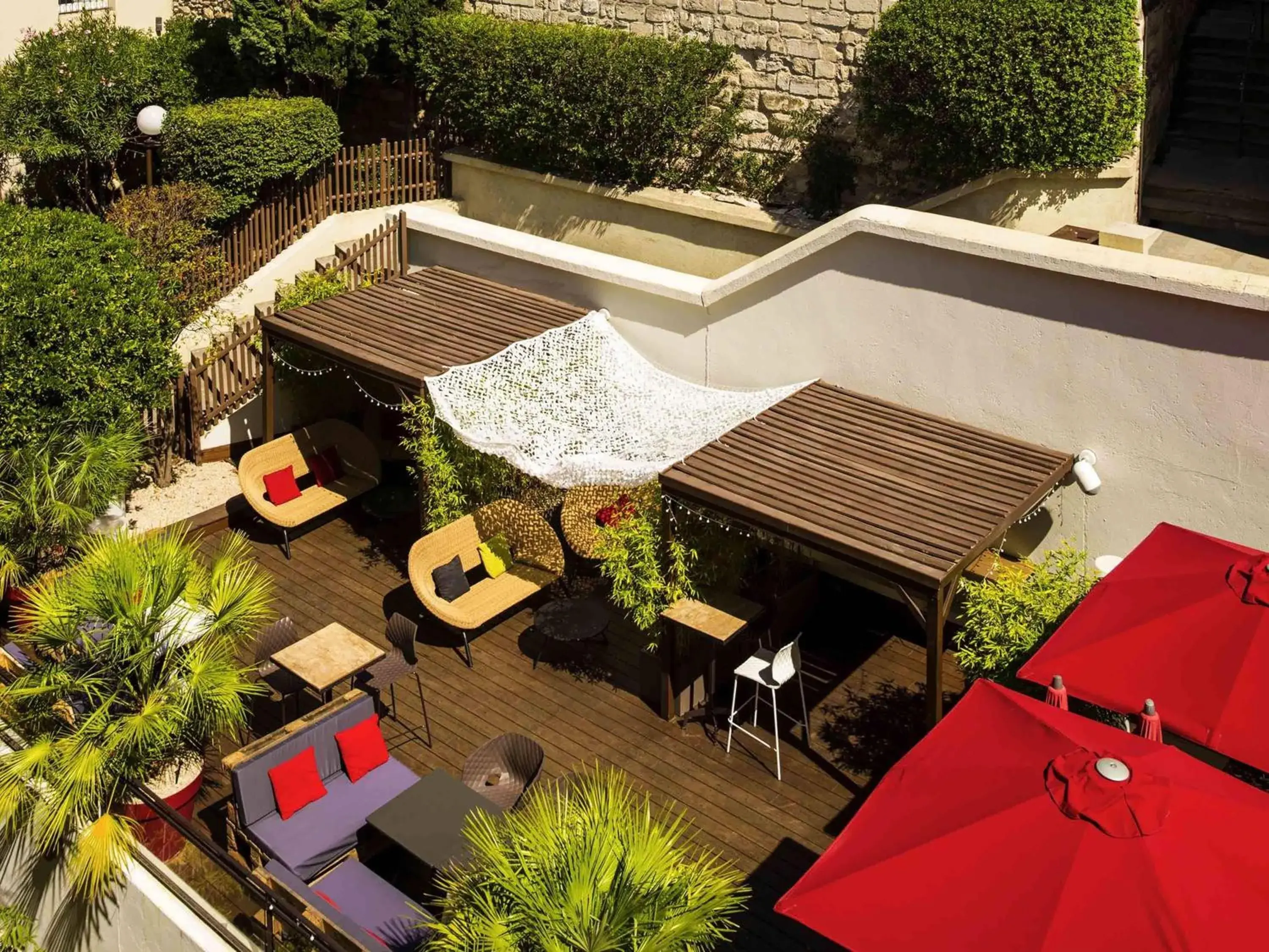 Lounge or bar in Mercure Pont d’Avignon Centre Lounge or bar in Mercure Pont d’Avignon Centre