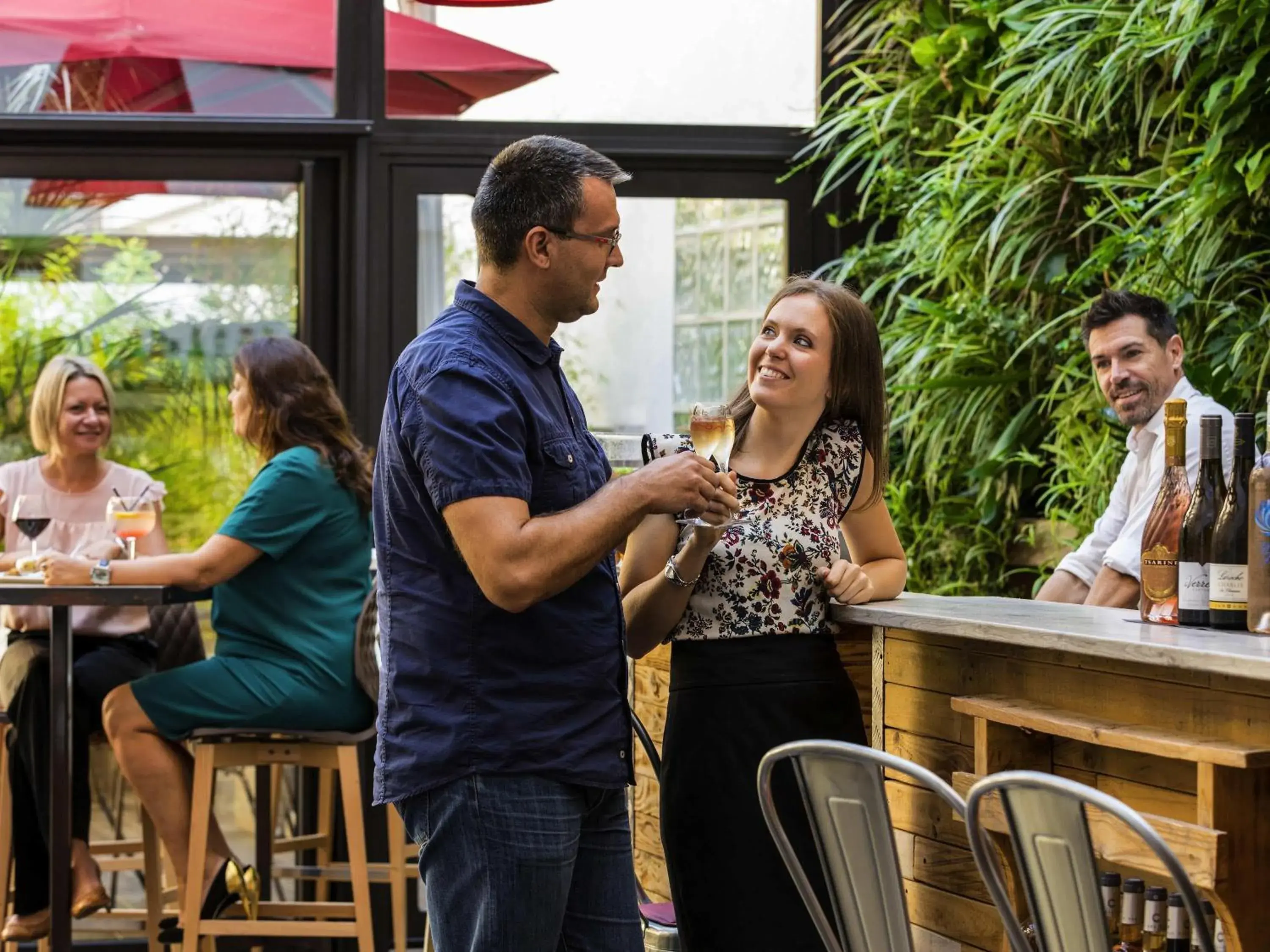 Lounge or bar in Mercure Pont d’Avignon Centre Lounge or bar in Mercure Pont d’Avignon Centre