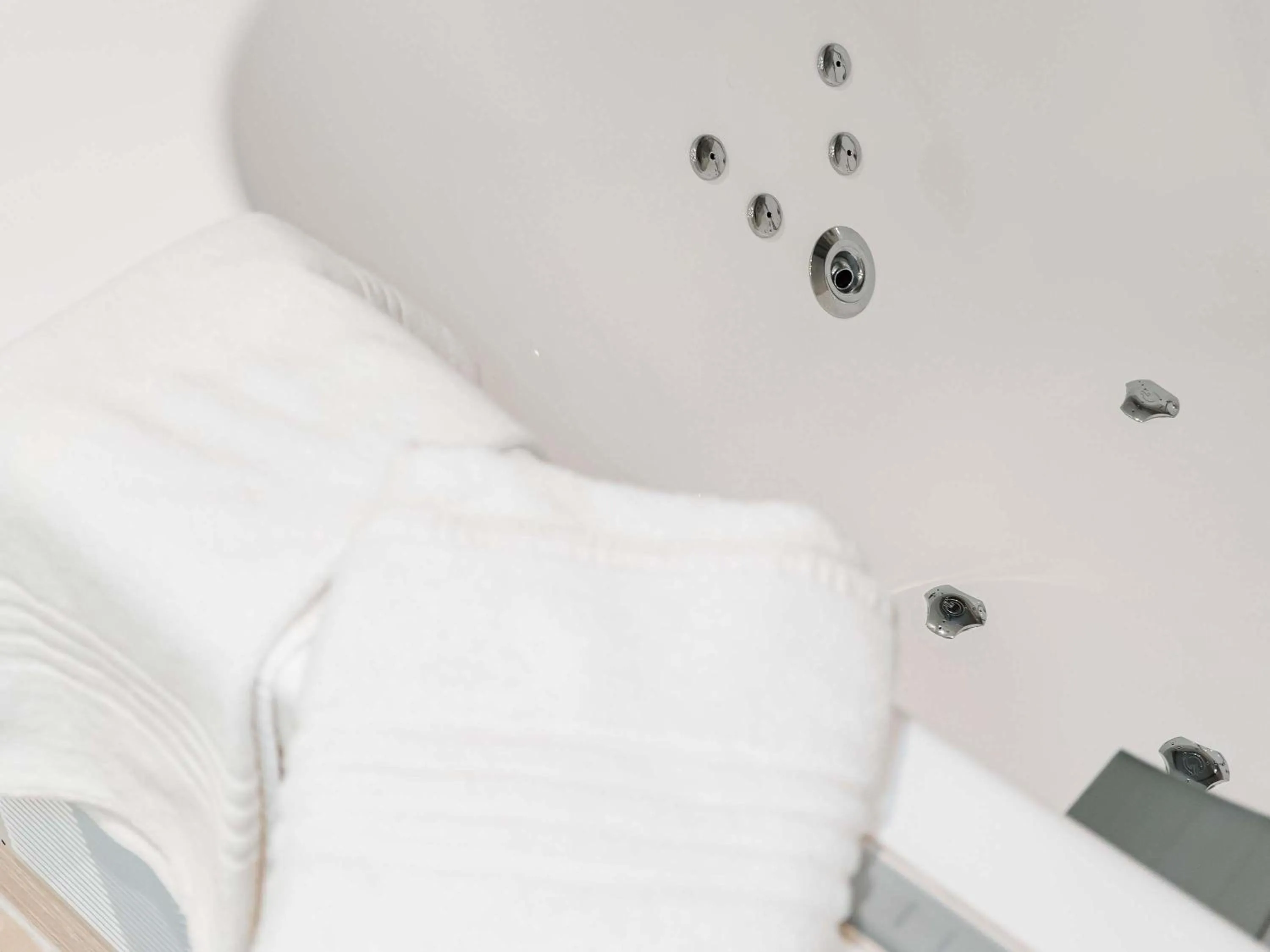 Bedroom, Bed in Mercure Pont d’Avignon Centre