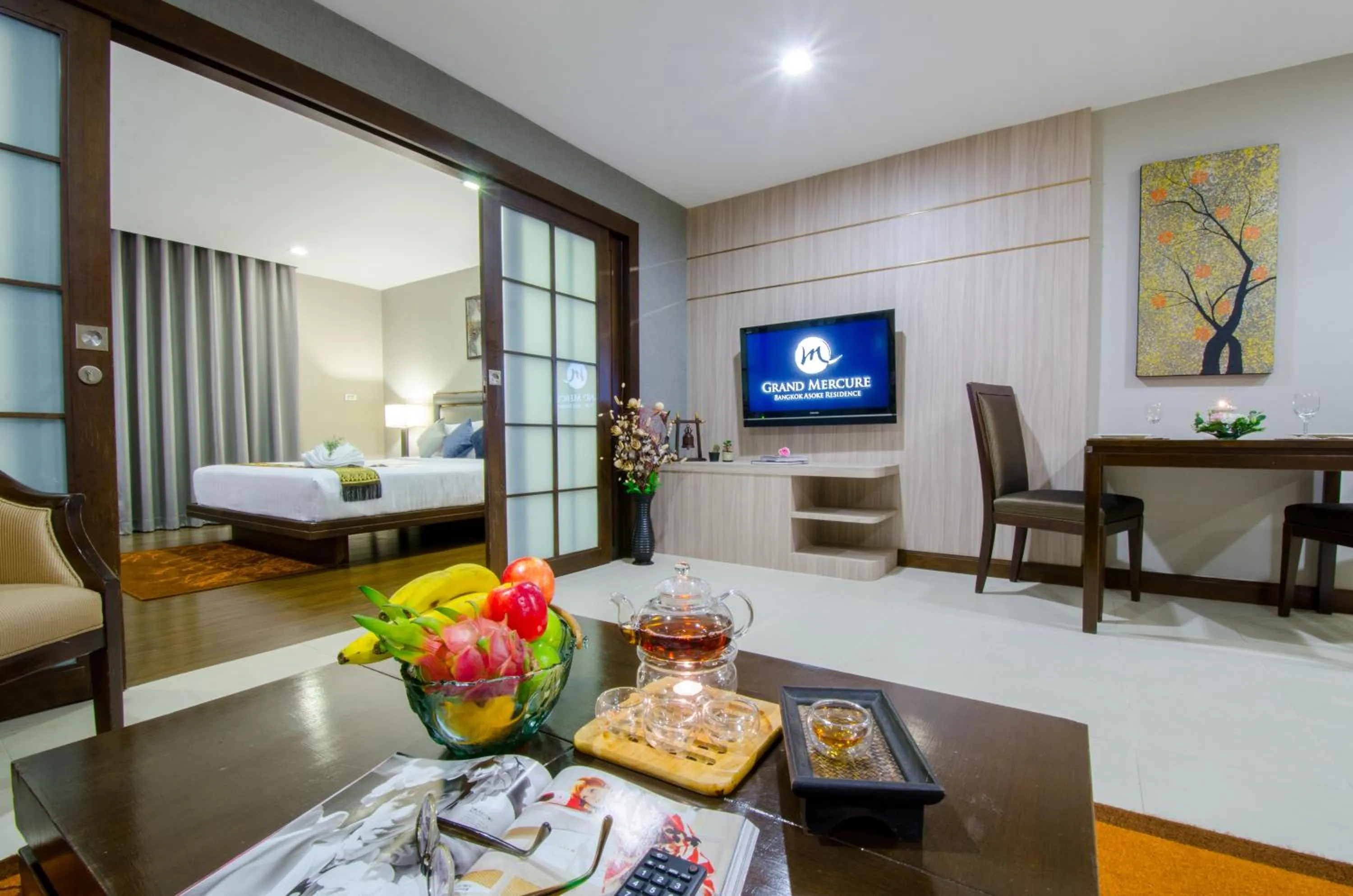 Living room, Bed in Grand Asoke Suites Boutique Residence