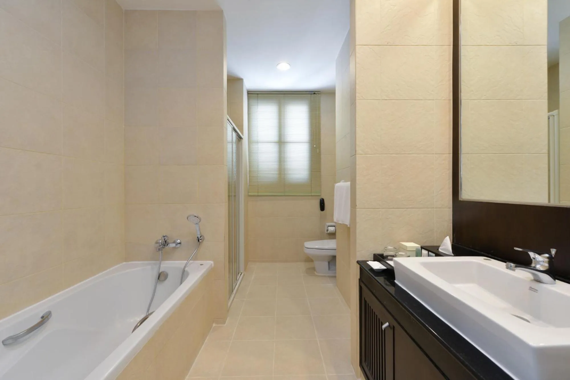 Bathroom in Grand Asoke Suites Boutique Residence
