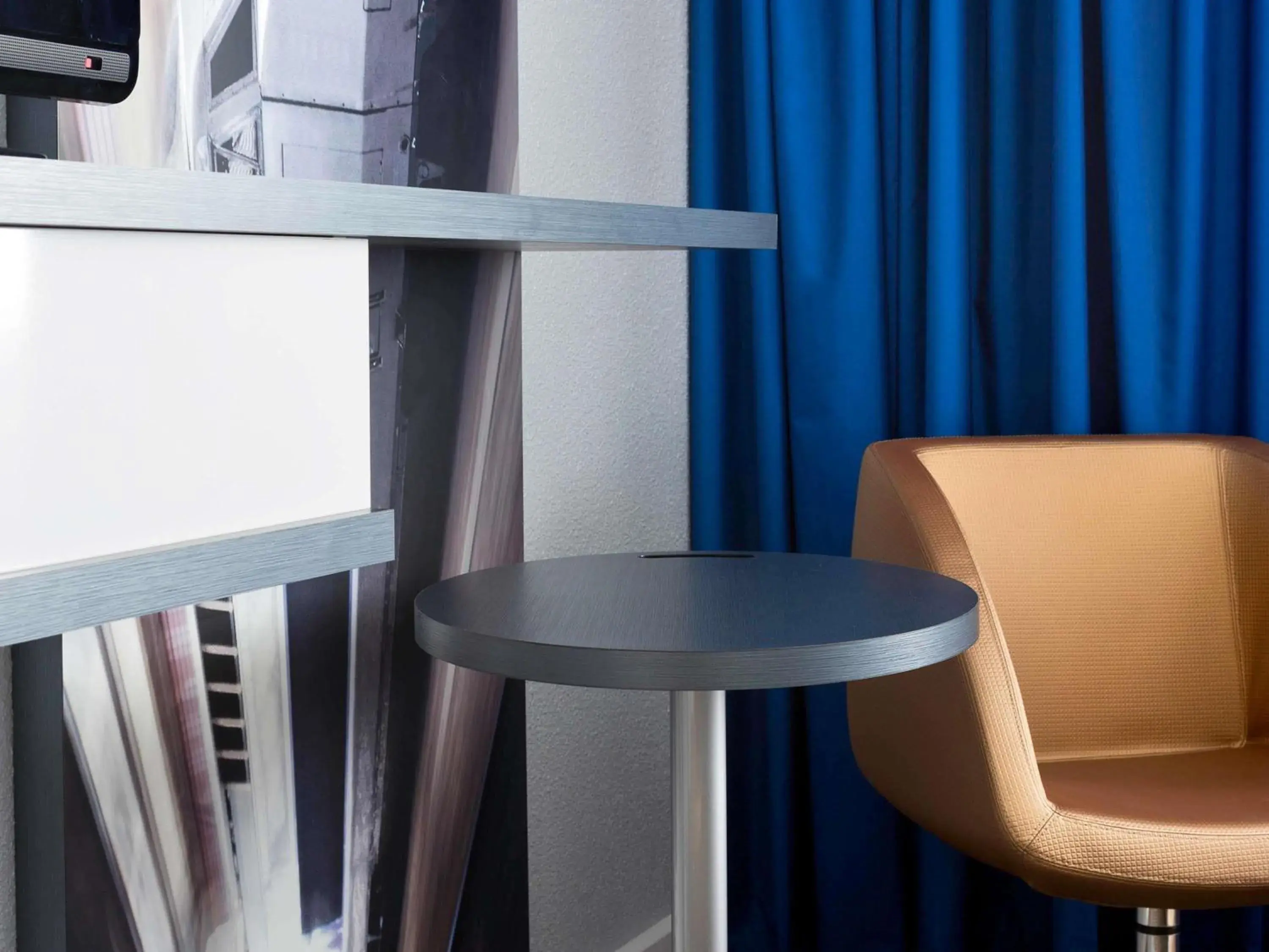 Bedroom in Mercure Paris Massy Gare TGV Bedroom in Mercure Paris Massy Gare TGV