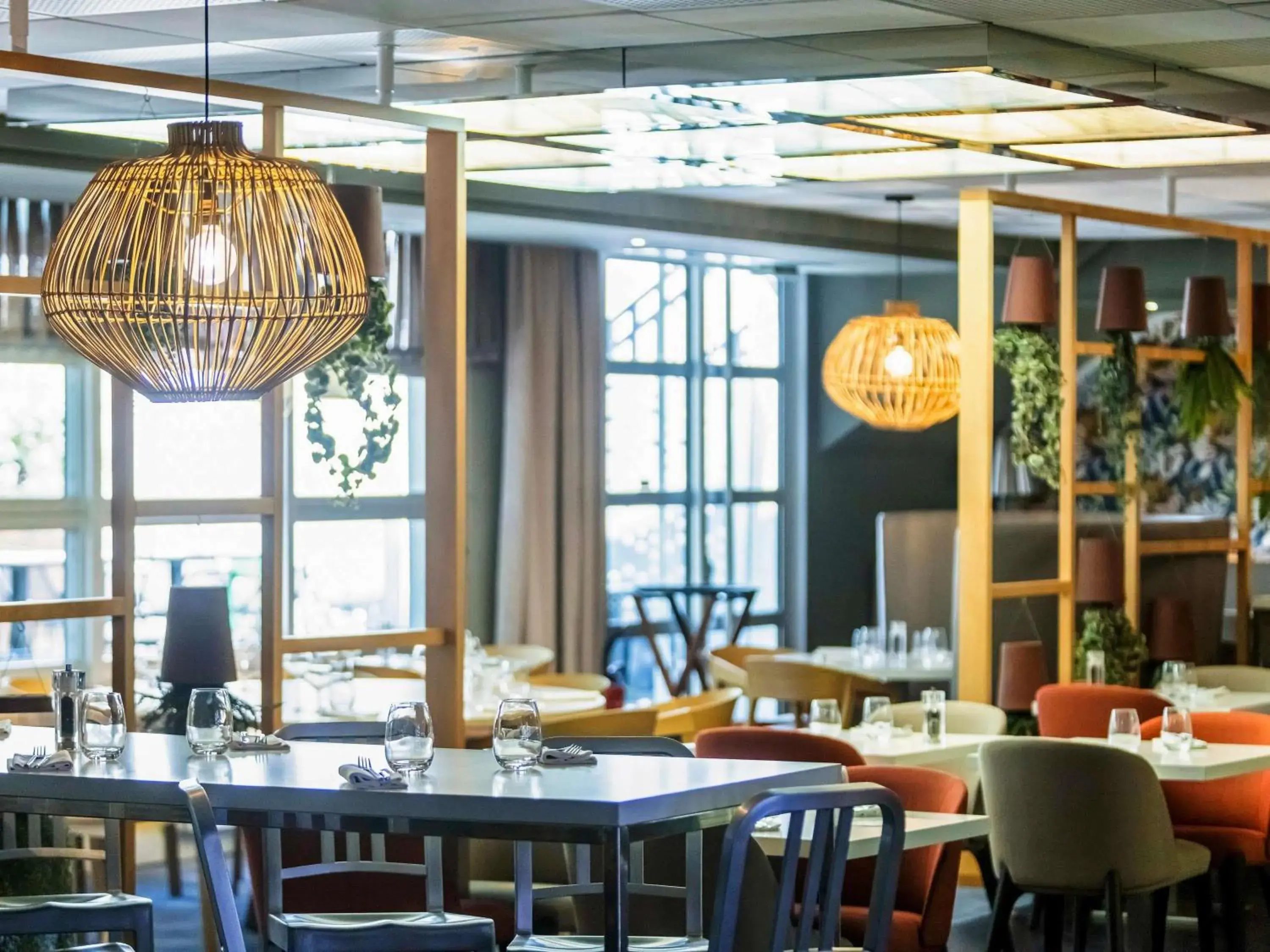 Restaurant/places to eat in Mercure Paris Massy Gare TGV Restaurant/places to eat in Mercure Paris Massy Gare TGV