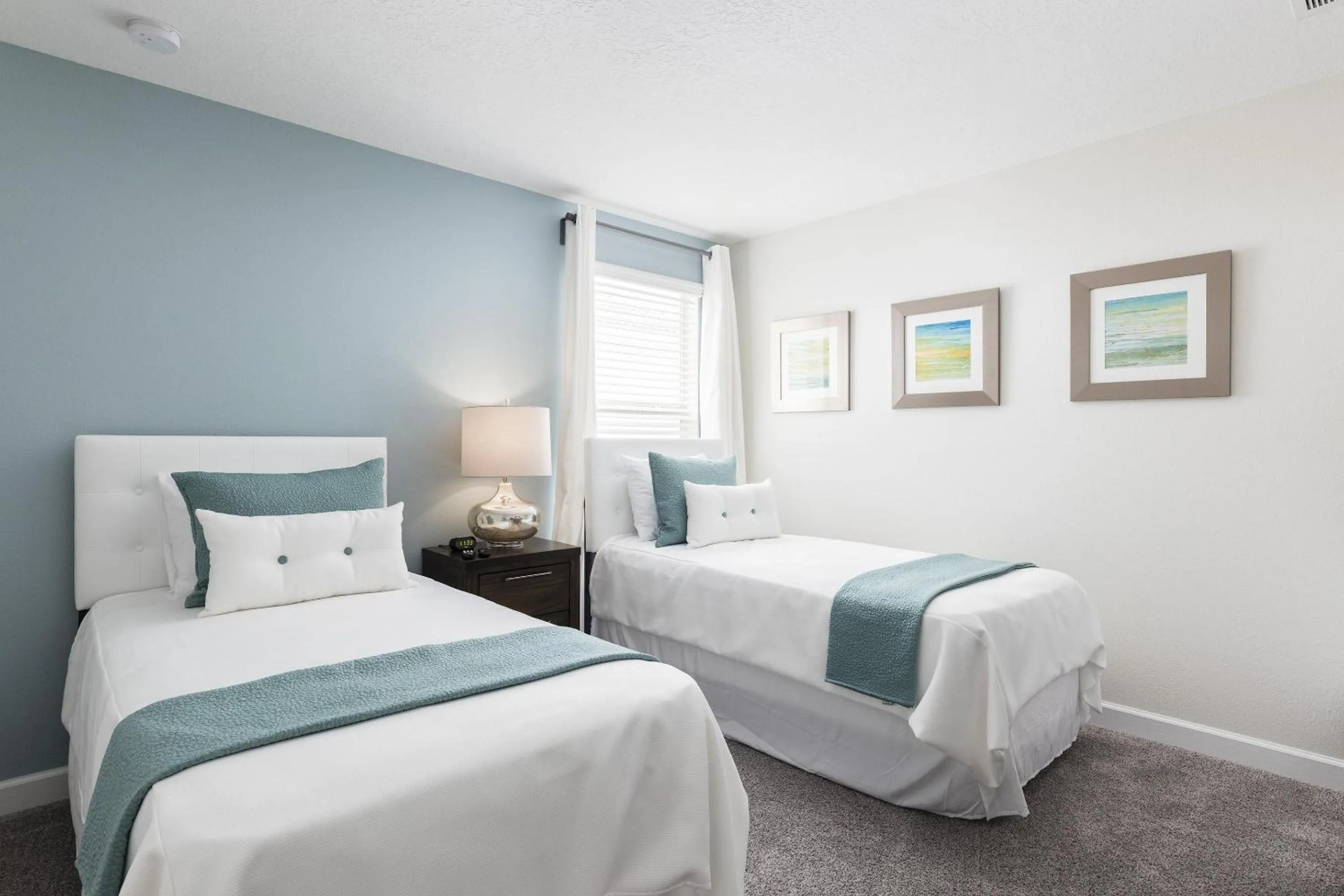 Property building, Bed in Champions Gate Resort, Game Room, Theater, Near Attractions!!