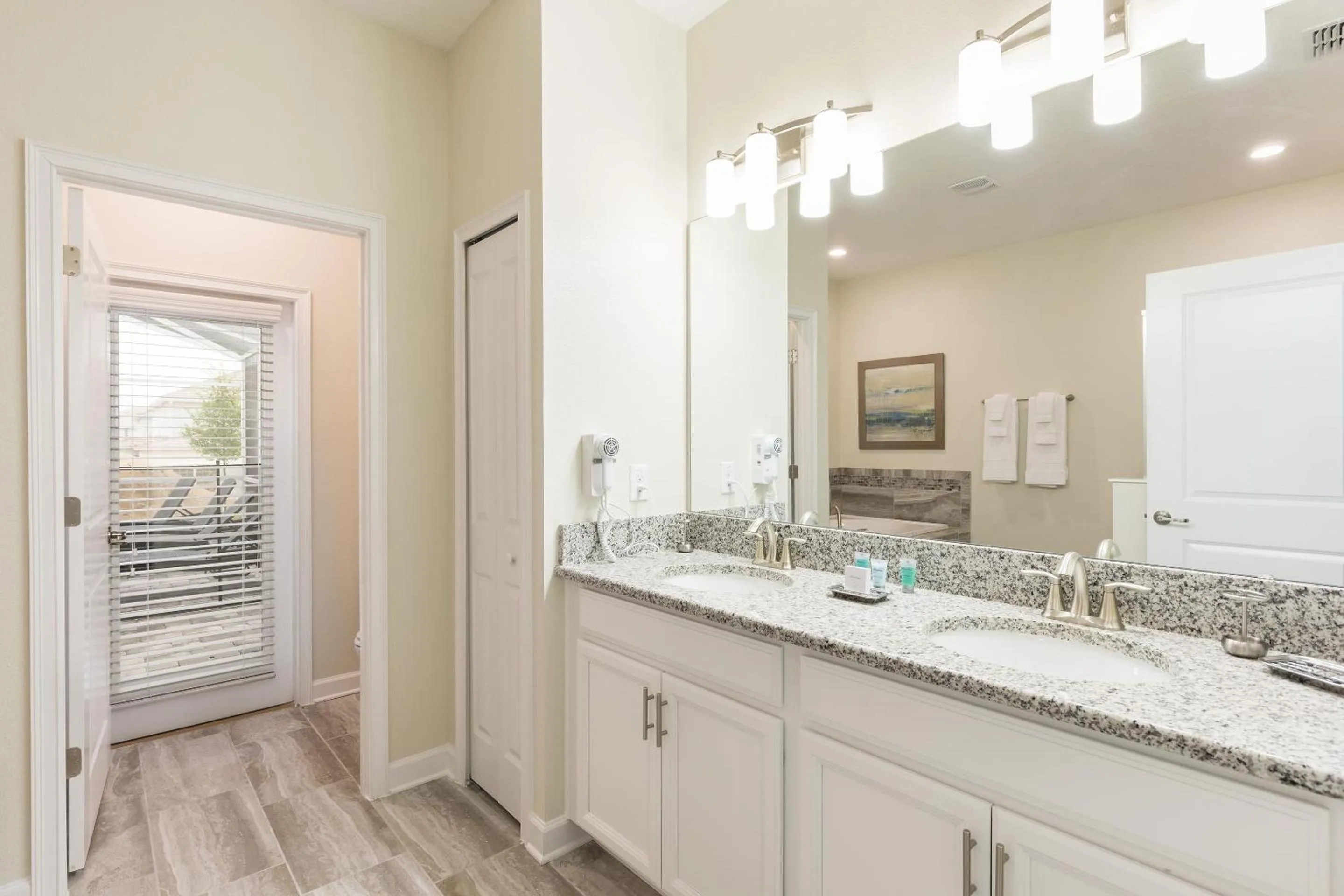 Property building in Champions Gate Resort, Game Room, Theater, Near Attractions!!