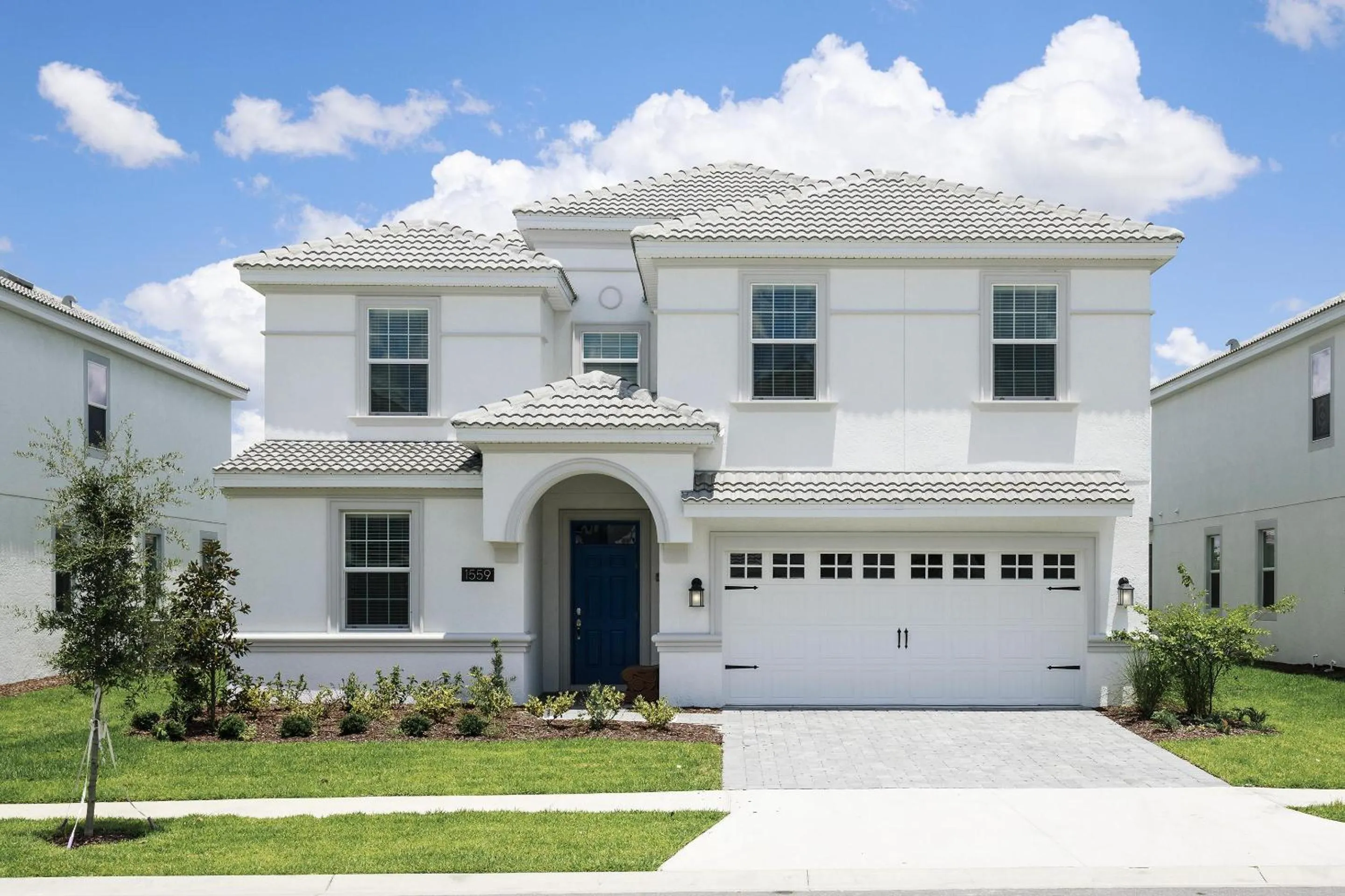 Property building in Champions Gate Resort, Game Room, Theater, Near Attractions!!