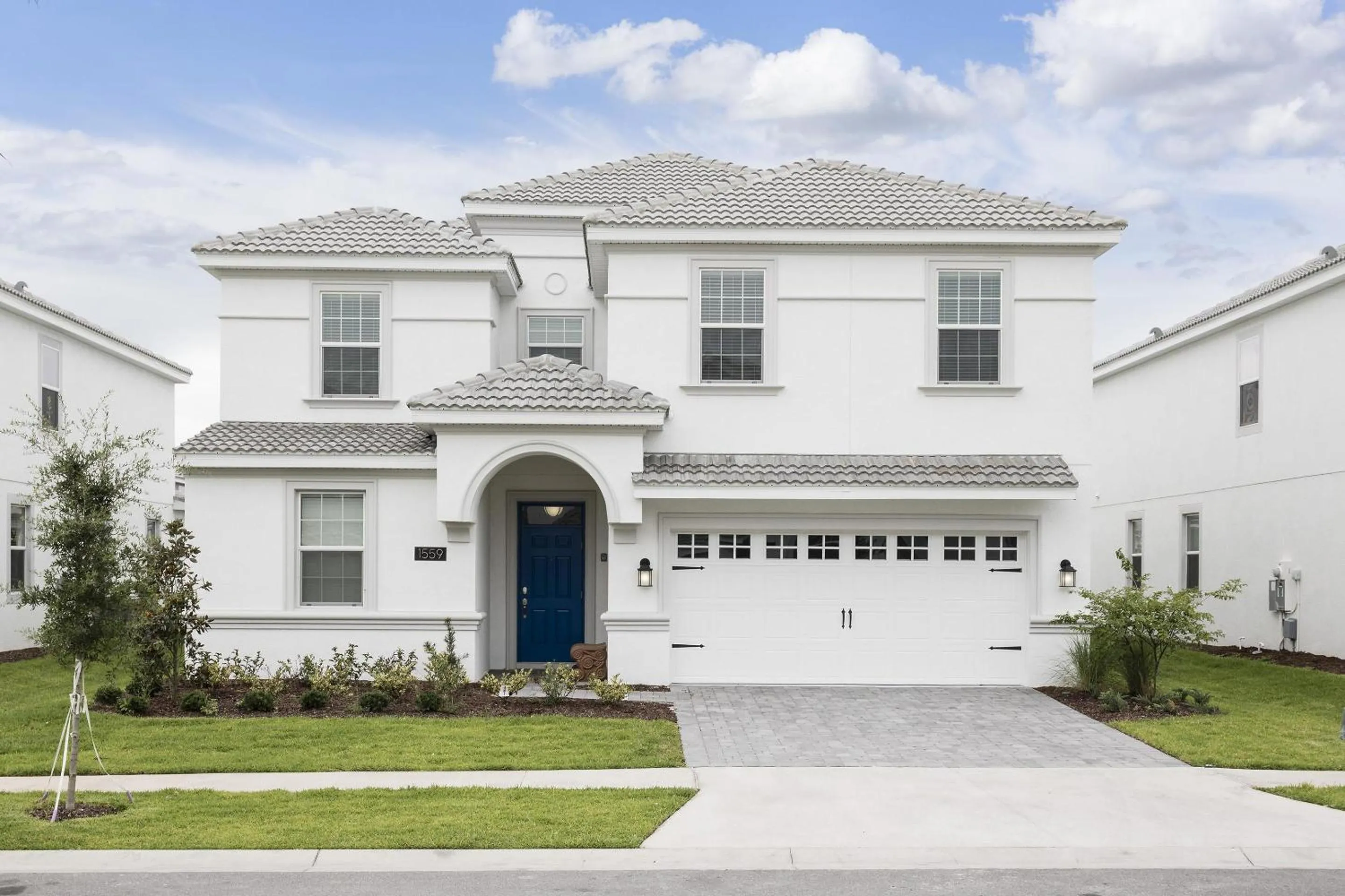 Property building in Champions Gate Resort, Game Room, Theater, Near Attractions!!