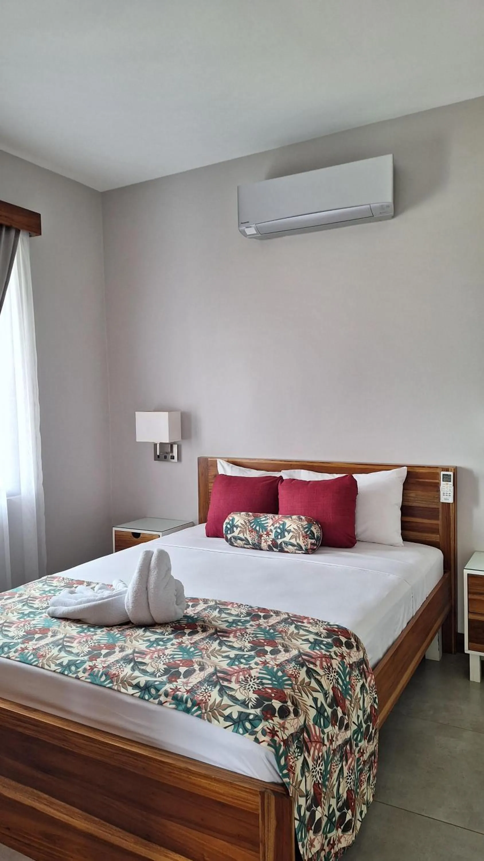 Two-Bedroom Apartment - single occupancy in Ballena Paradise Apartments
