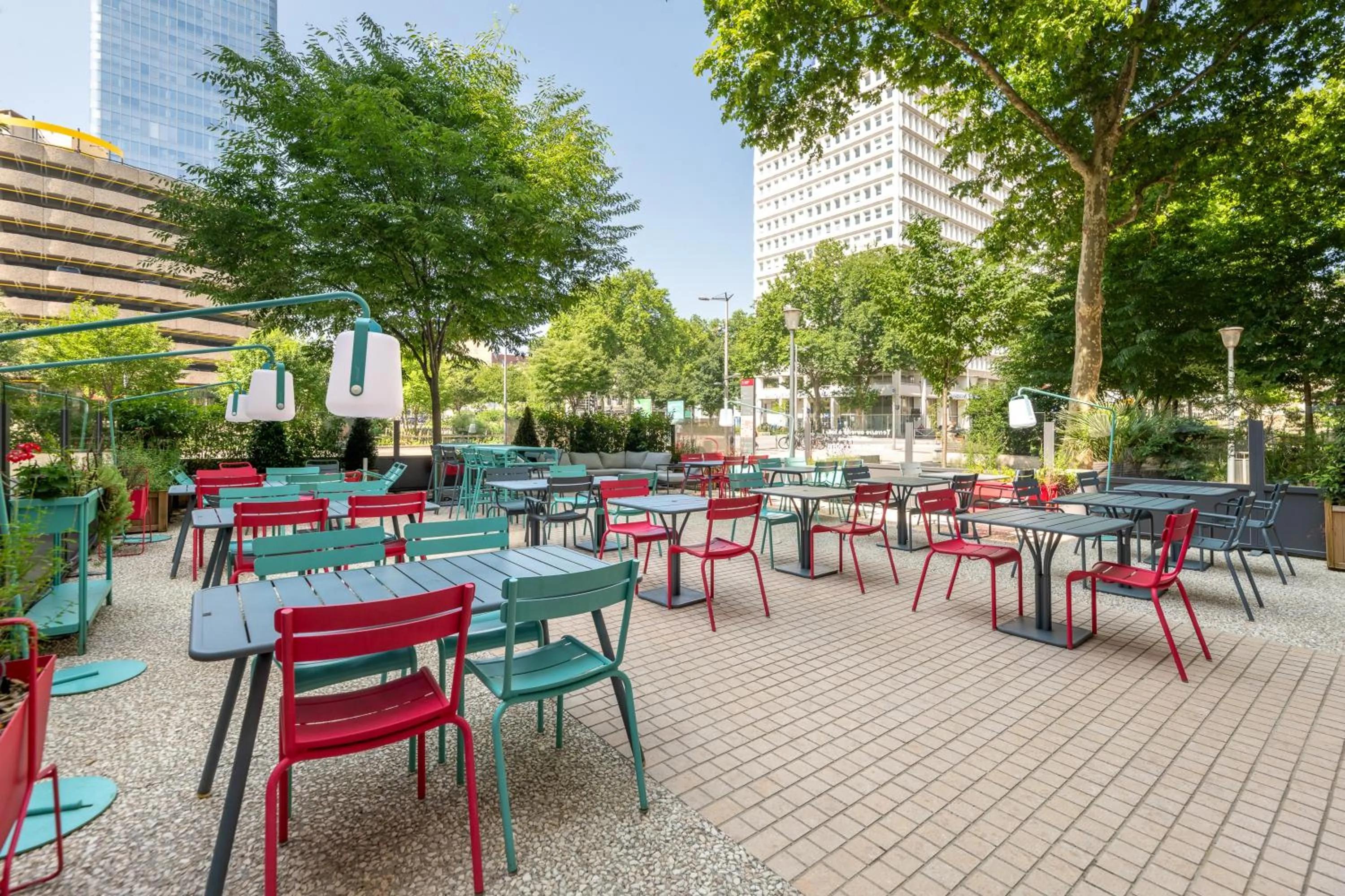 Patio in ibis Lyon Part Dieu Les Halles
