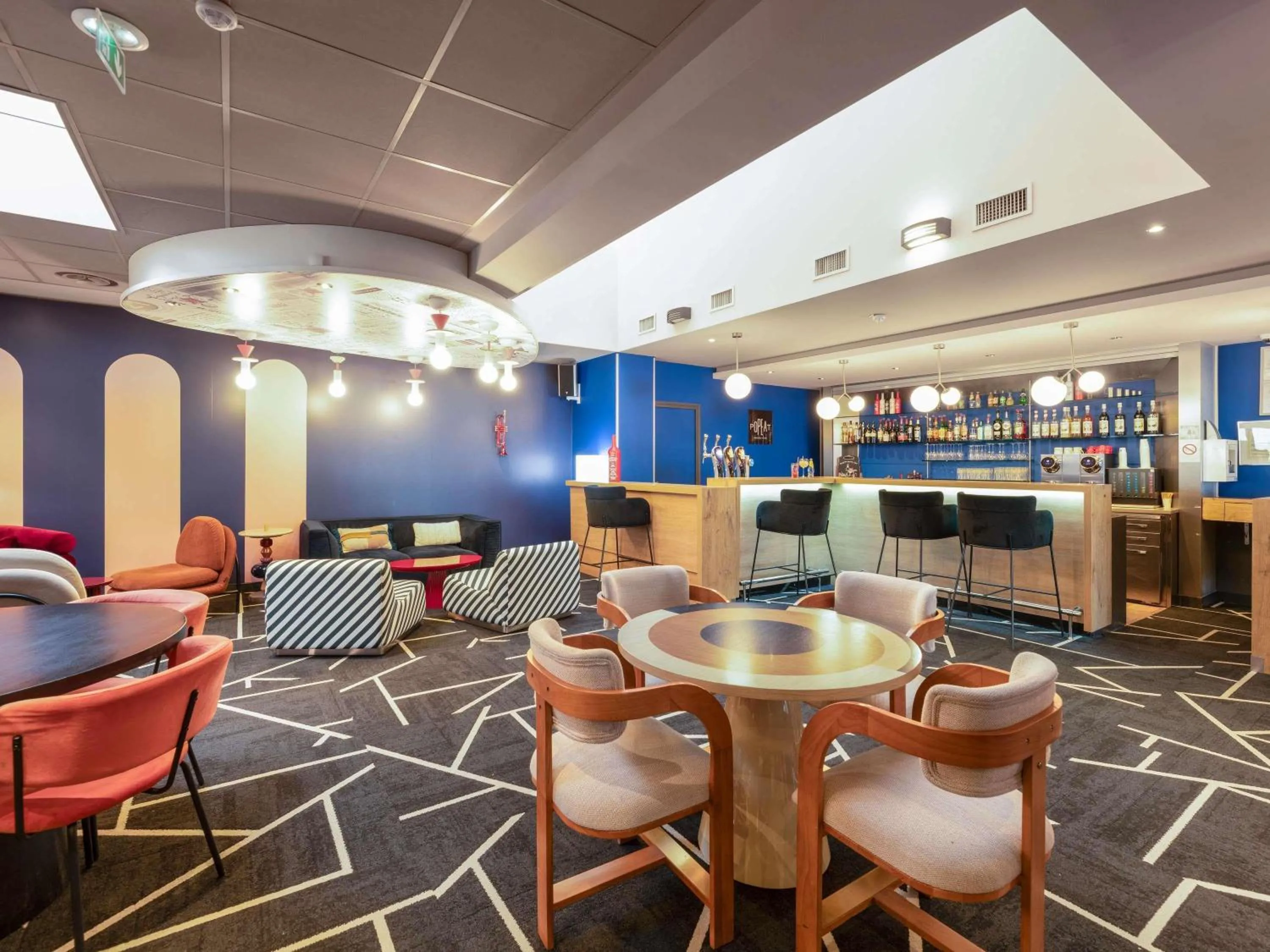 Lounge or bar in ibis Lyon Part Dieu Les Halles