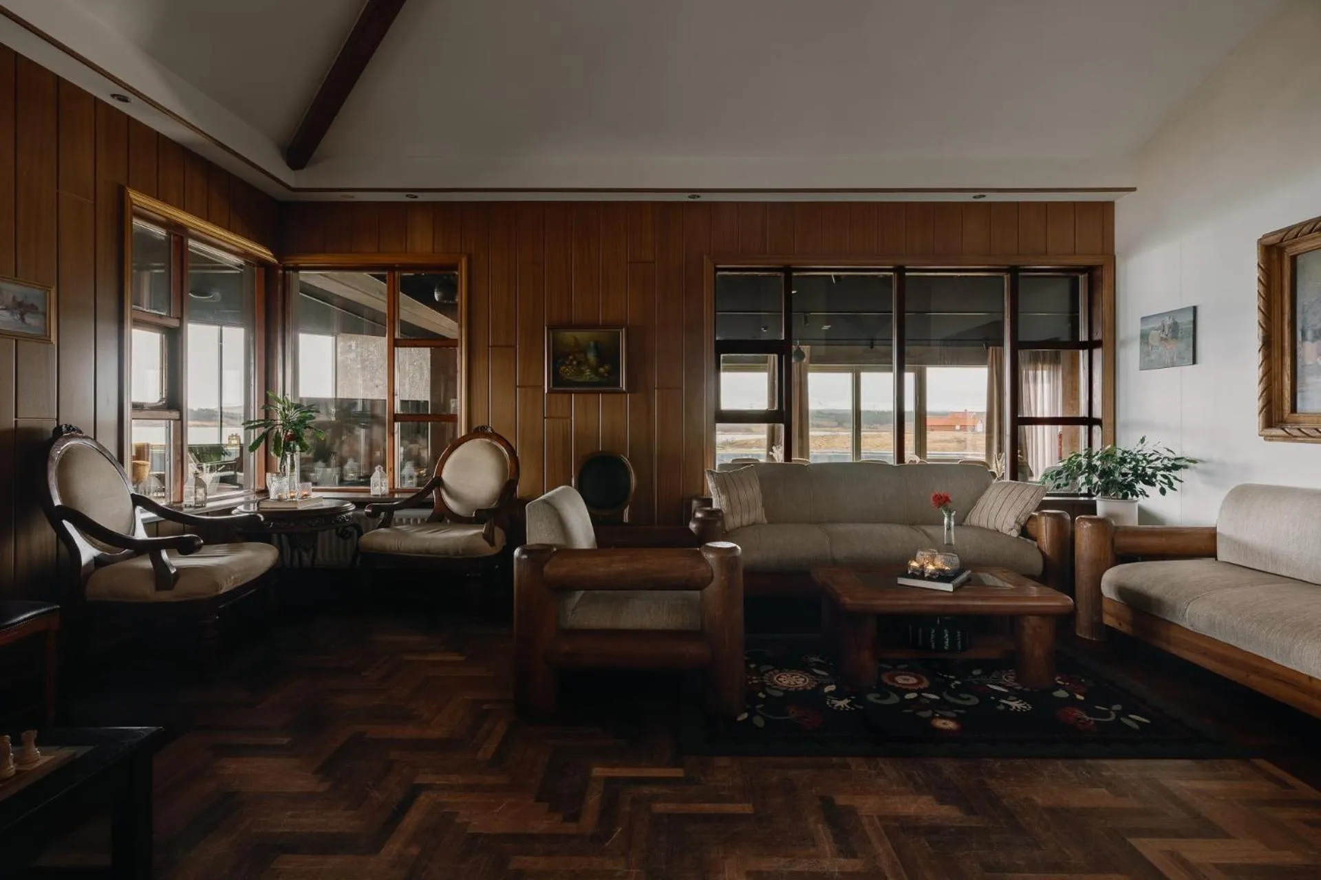 Seating area in Hotel Kriunes