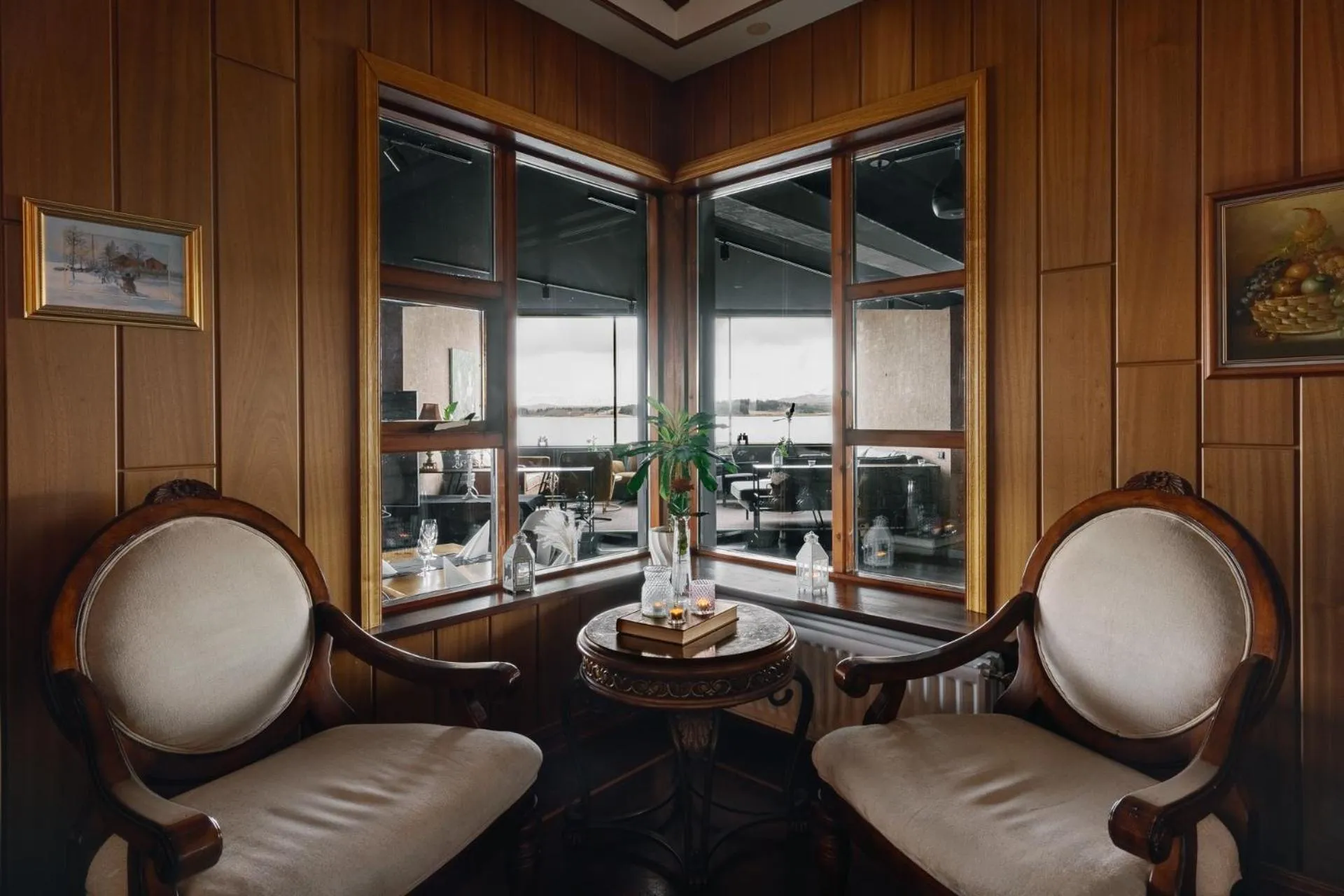 Seating area in Hotel Kriunes