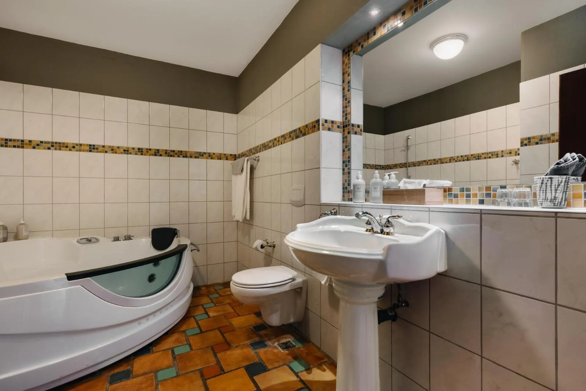 Bathroom in Hotel Kriunes