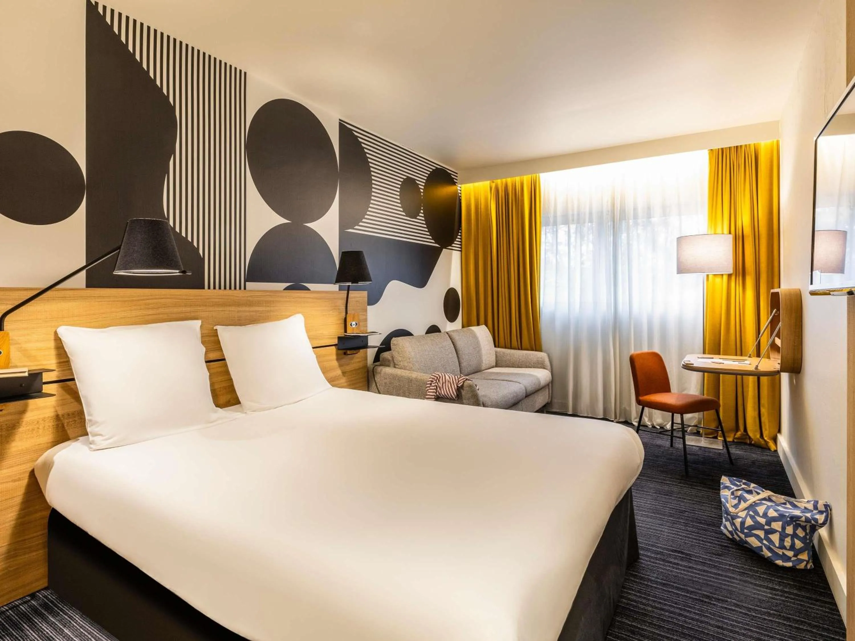 Bedroom, Bed in Mercure Metz Centre