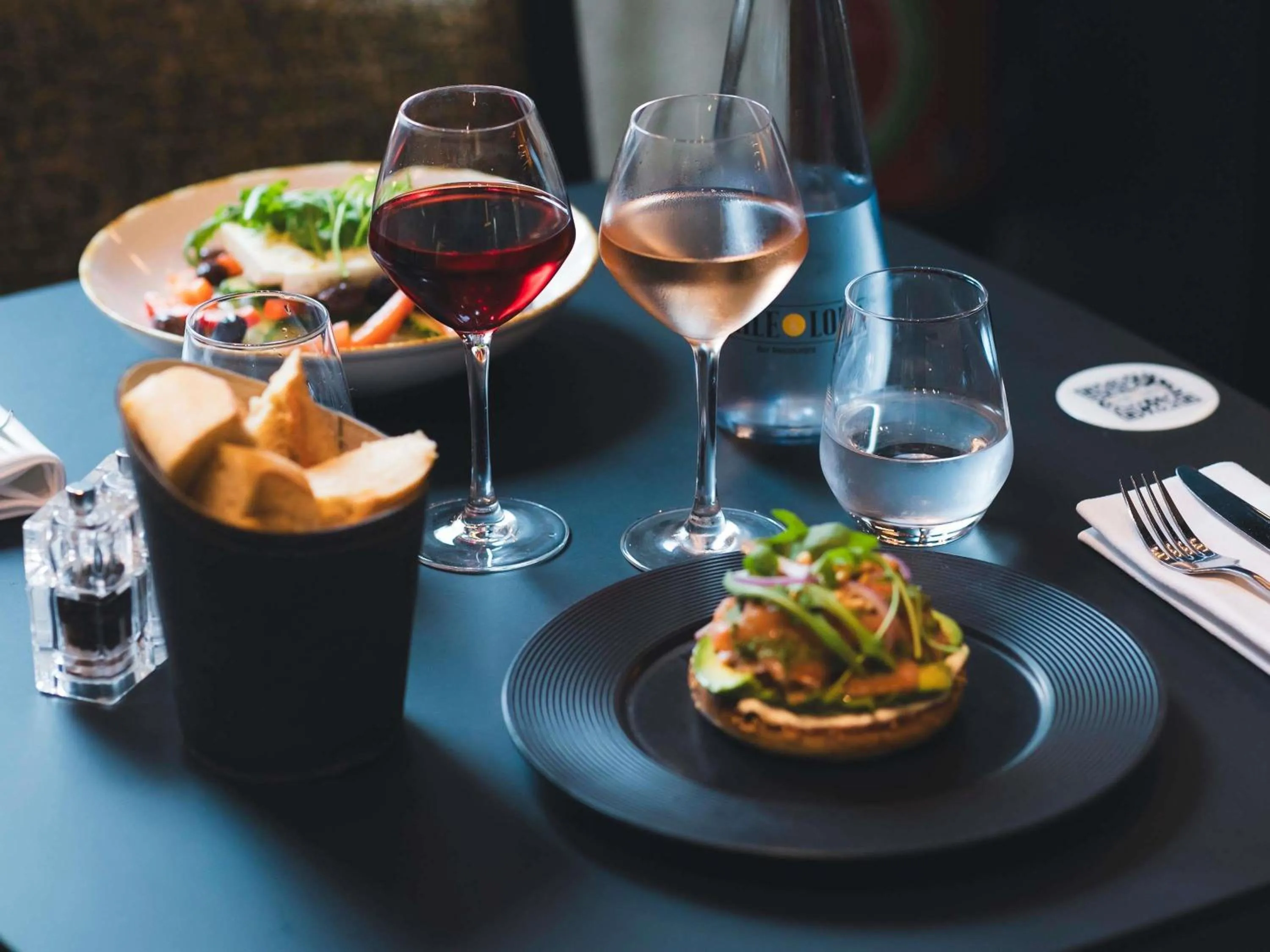 Restaurant/places to eat in Mercure Metz Centre