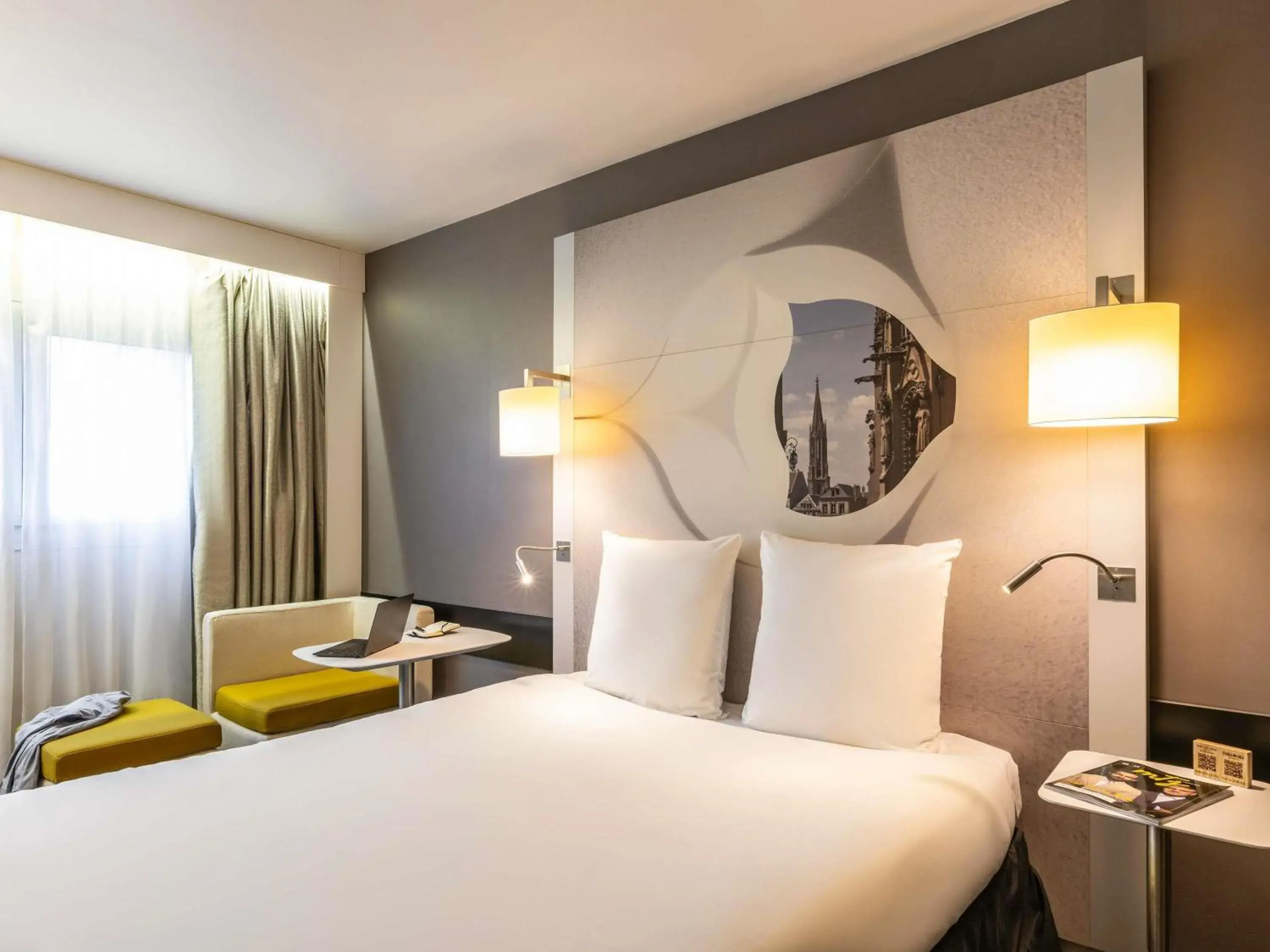 Classic Double Room in Mercure Metz Centre Classic Double Room in Mercure Metz Centre