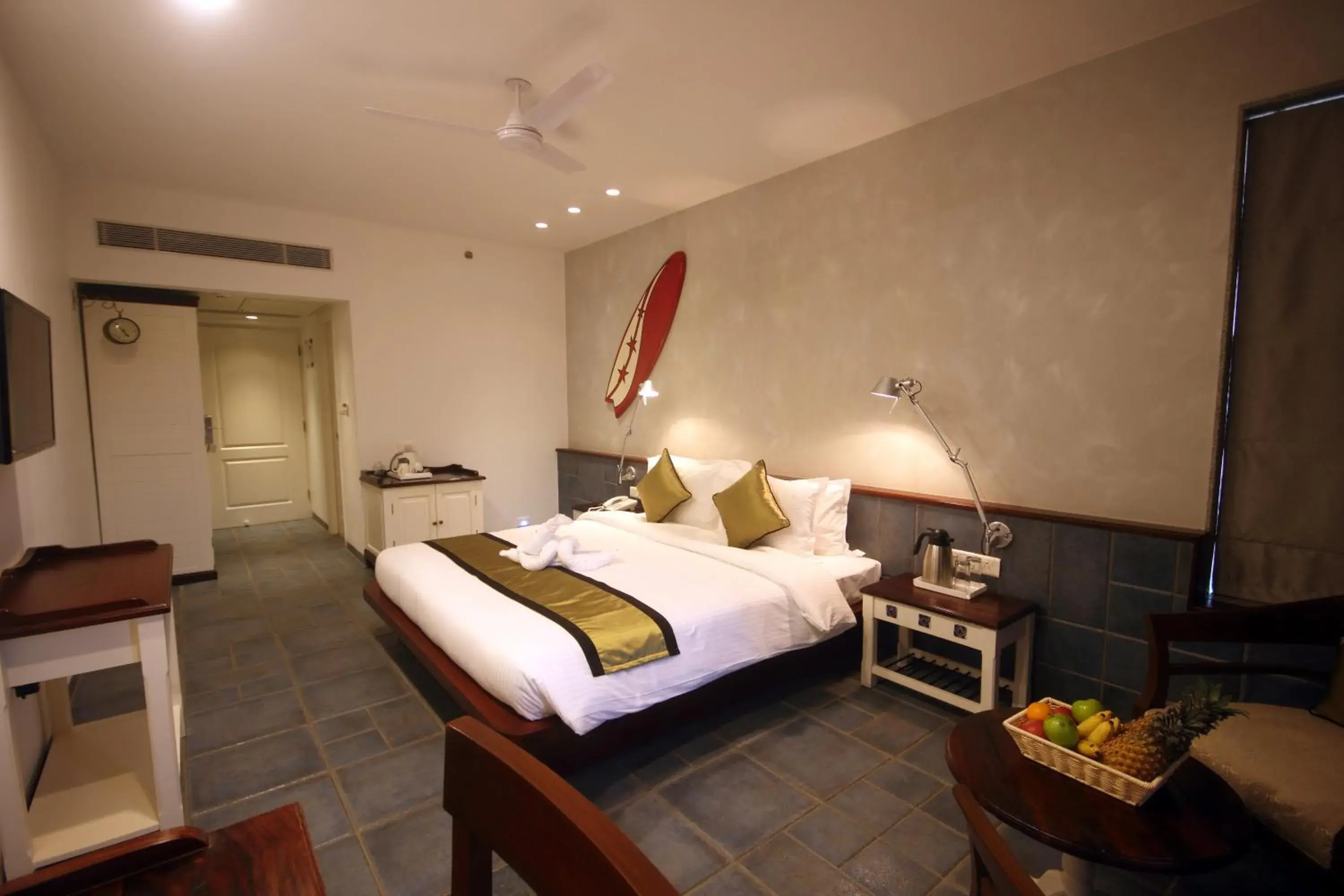 Photo of the whole room, Bed in The Fern Residency, Miramar Photo of the whole room, Bed in The Fern Residency, Miramar