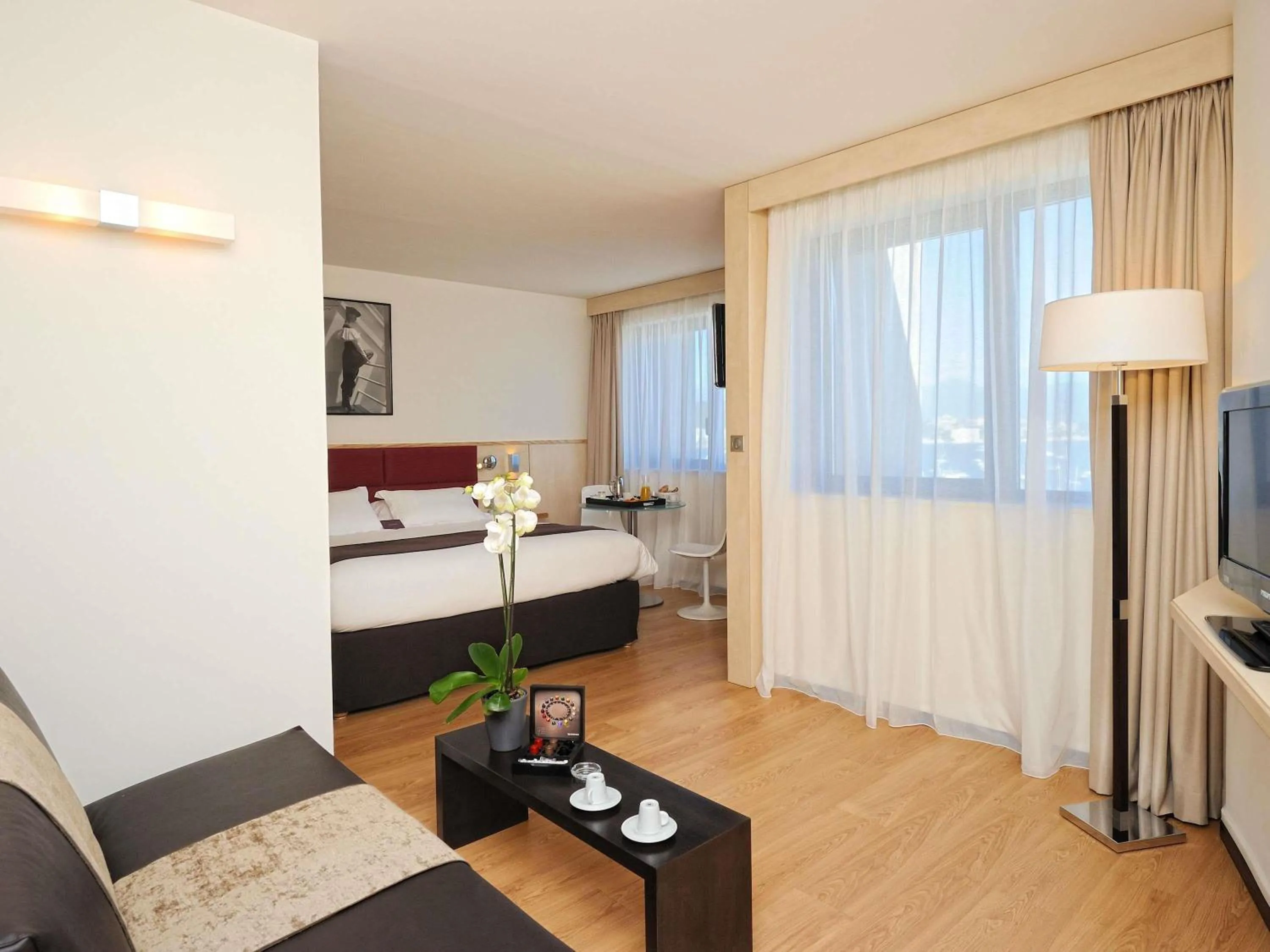 Bedroom, Bed in Mercure Ajaccio