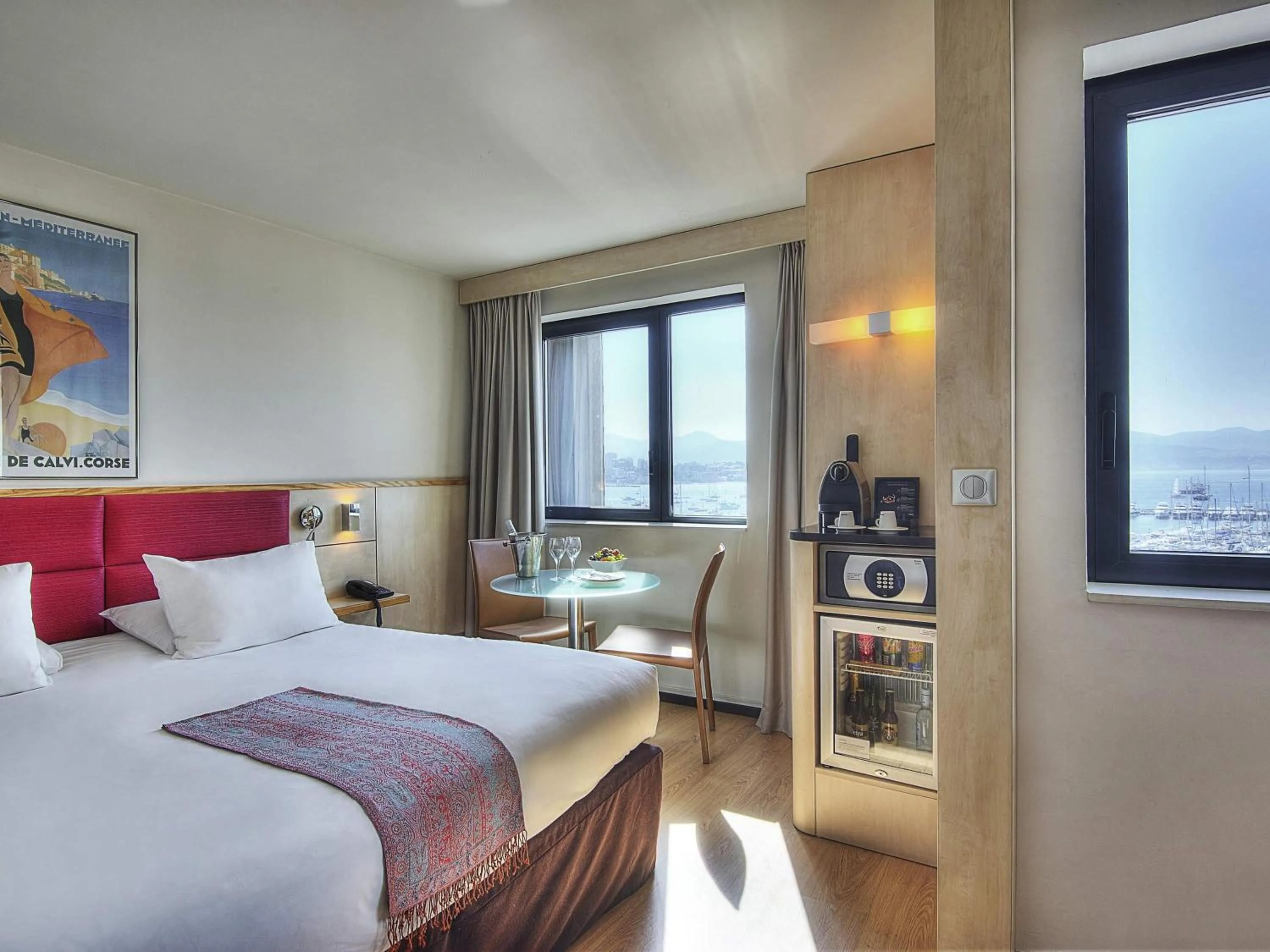 Bedroom, Bed in Mercure Ajaccio