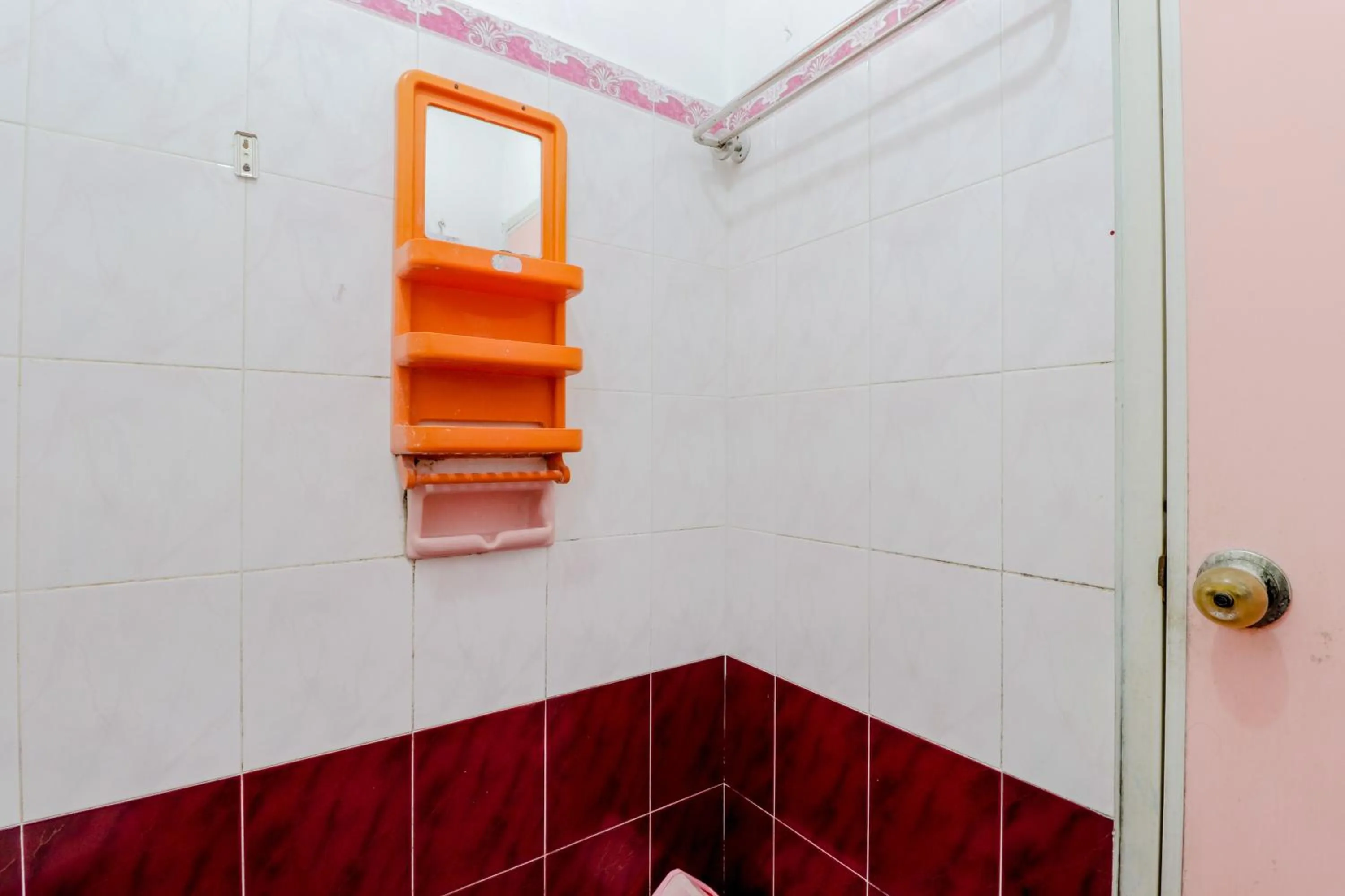 Bathroom in Adinda Beach Hotel and Villa