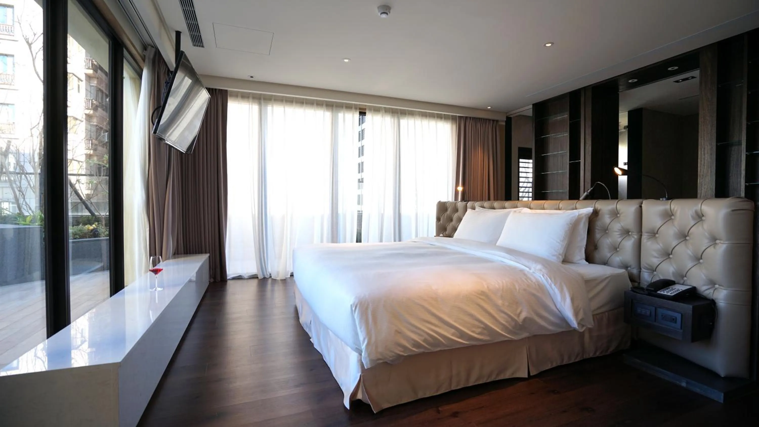 Bed in Hotel Mvsa+Michelin 2 Starred Molino de Urdàniz