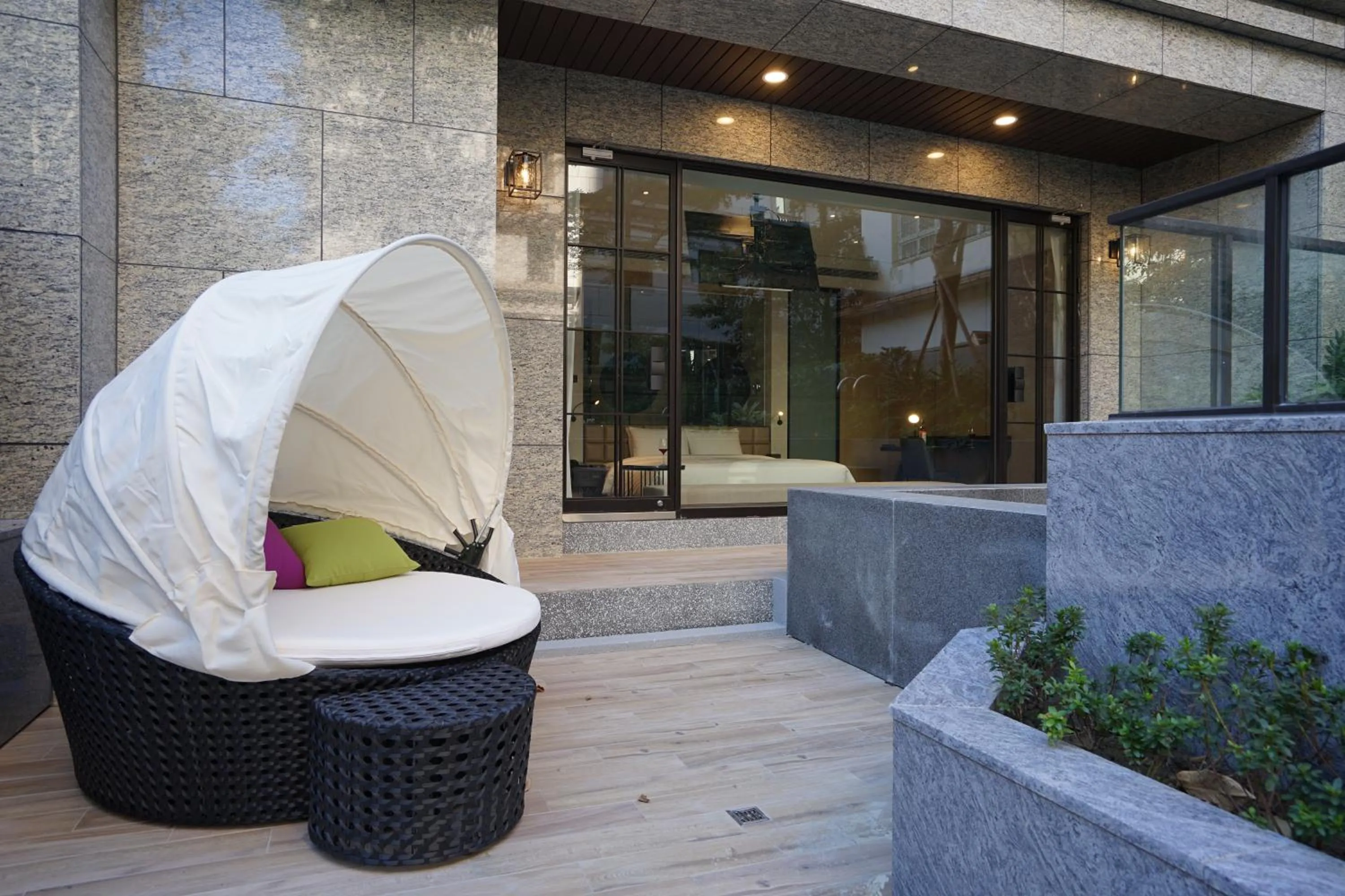 Property building in Hotel Mvsa+Michelin 2 Starred Molino de Urdàniz