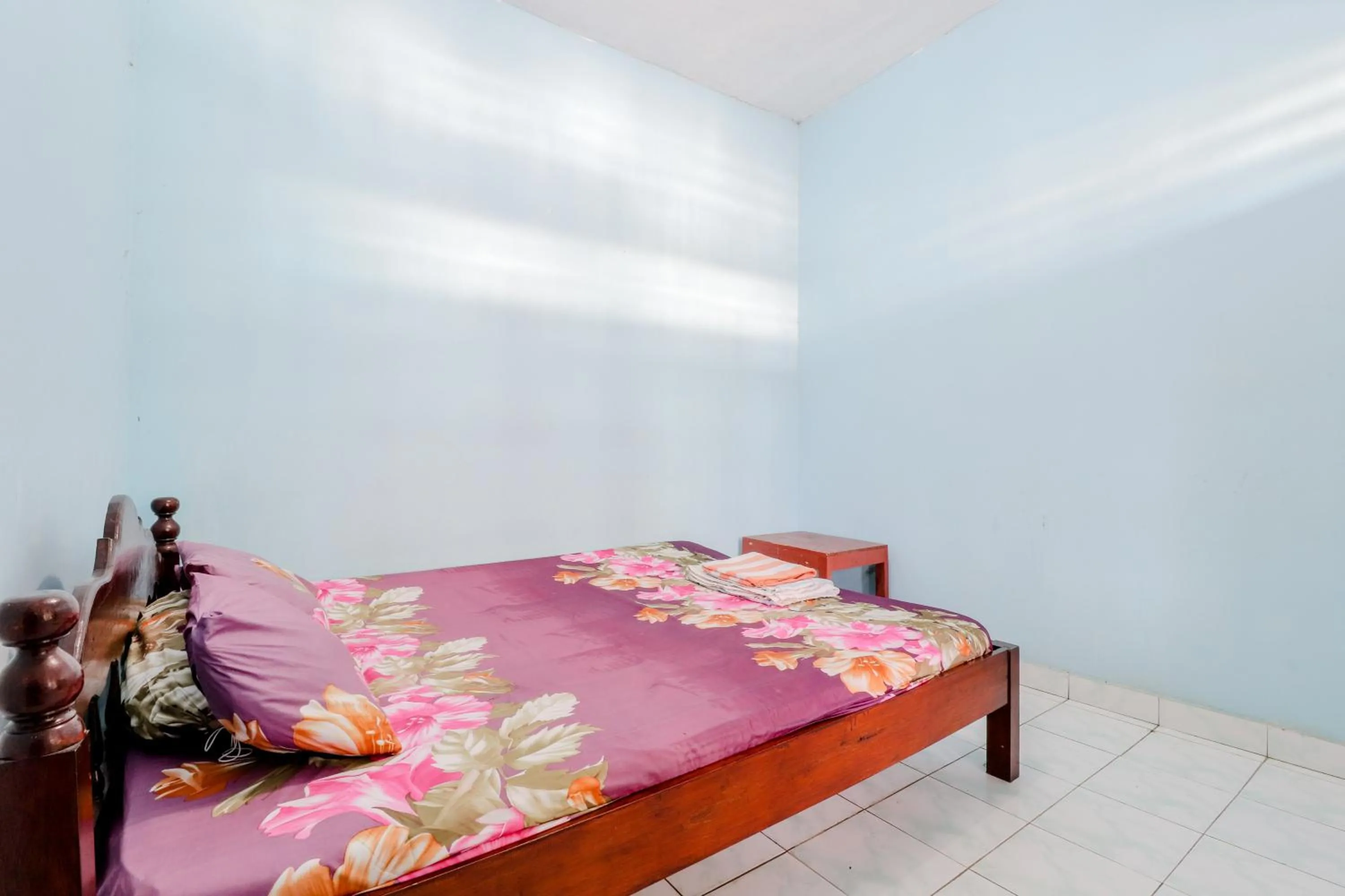 Bedroom, Bed in Losmen Parikesit