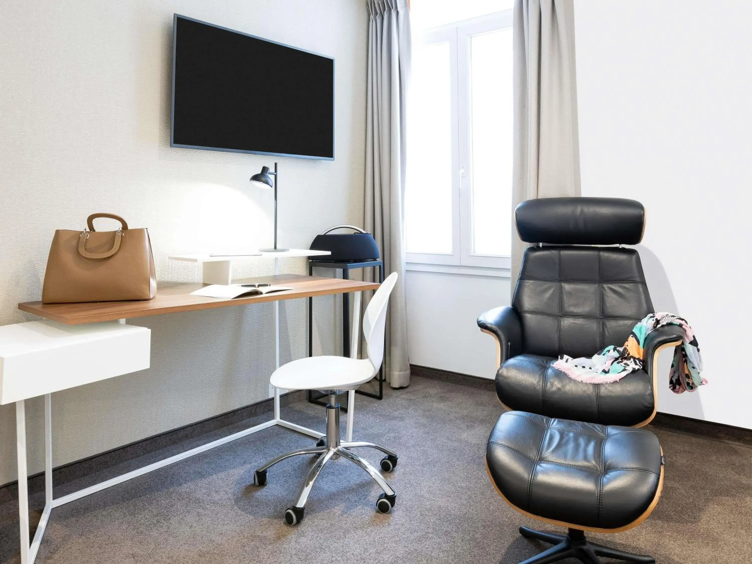 Bedroom in Mercure Strasbourg Centre Petite France Bedroom in Mercure Strasbourg Centre Petite France