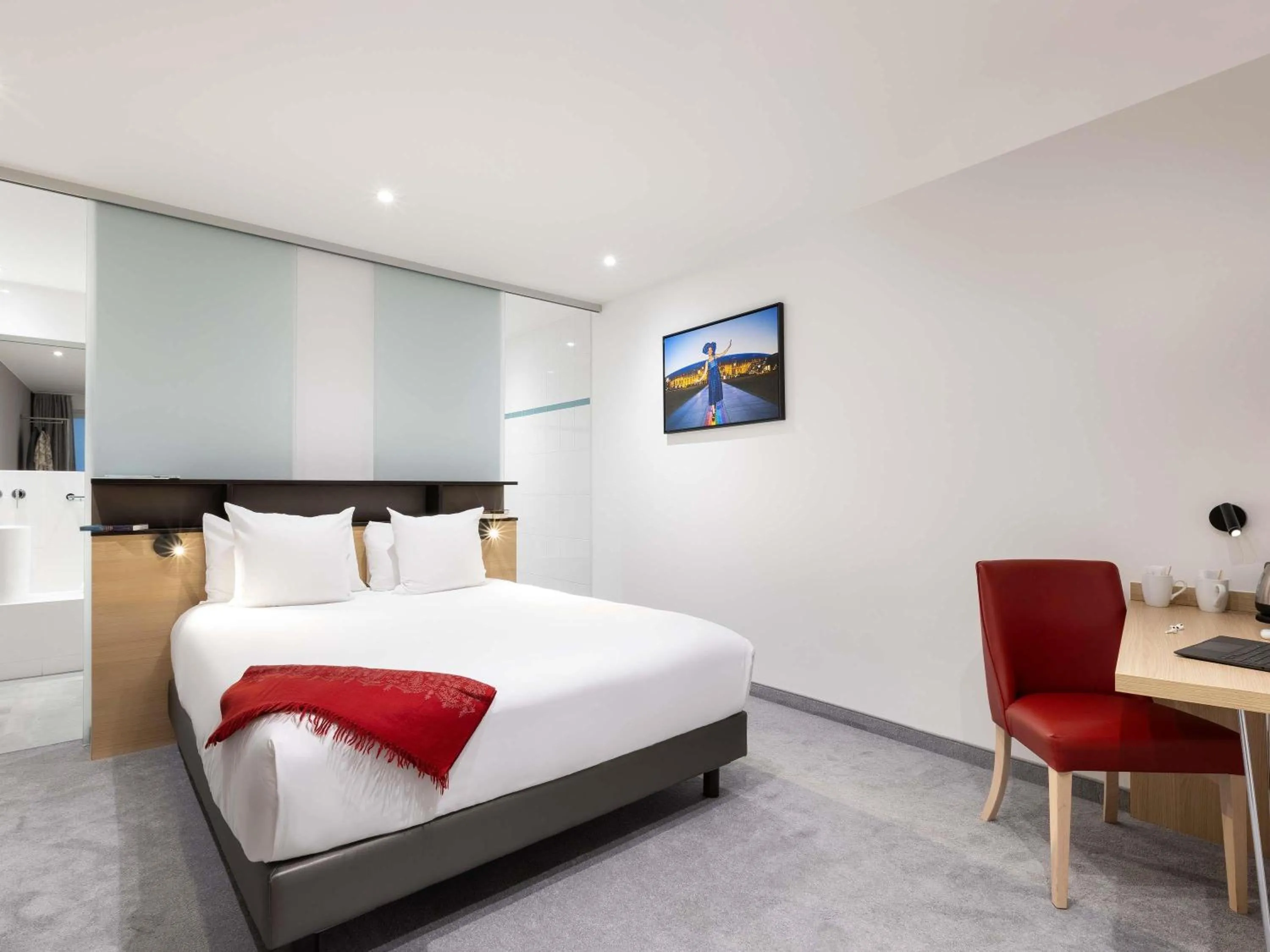 Bedroom, Bed in Mercure Strasbourg Centre Petite France