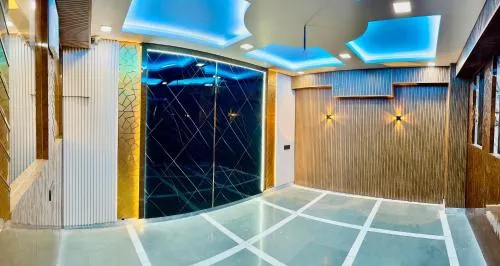 Taj 3 Star Hotel Agra Near Taj Mahal