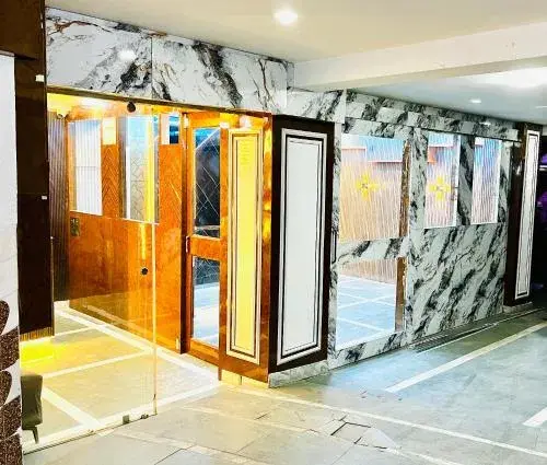 Taj 3 Star Hotel Agra Near Taj Mahal Taj 3 Star Hotel Agra Near Taj Mahal