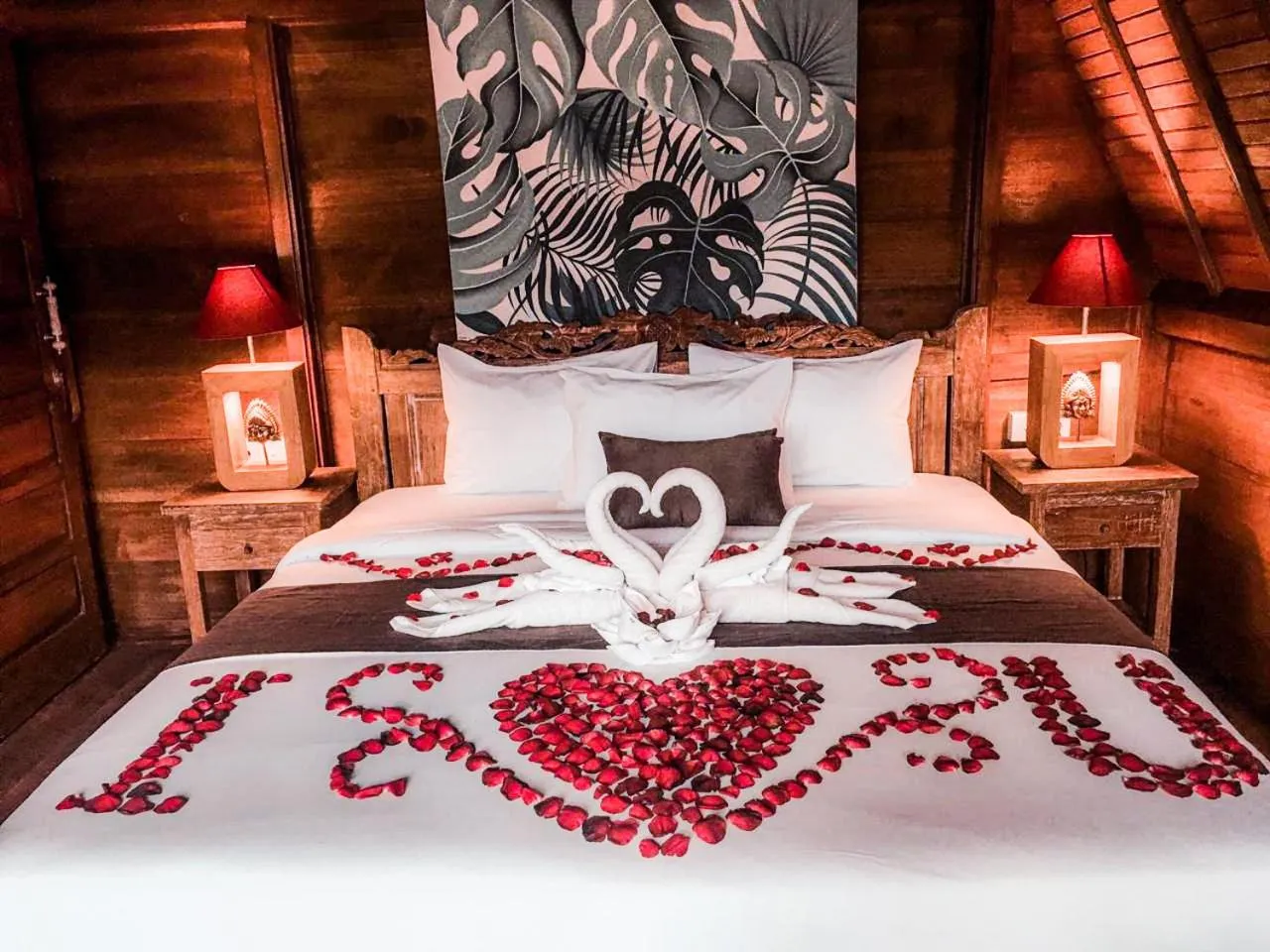 Bed in The Jungle Villa Family