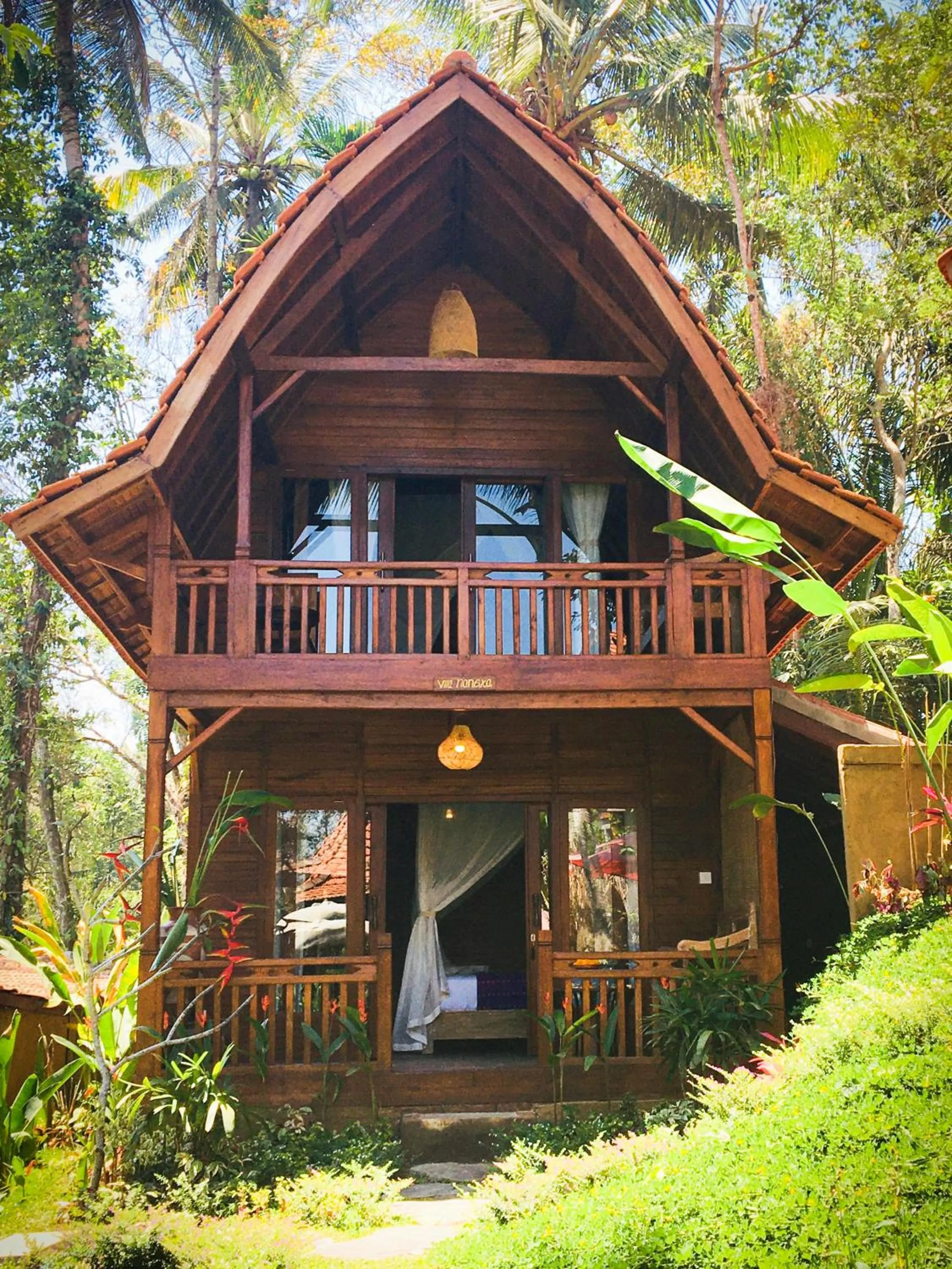 The Jungle Villa Family