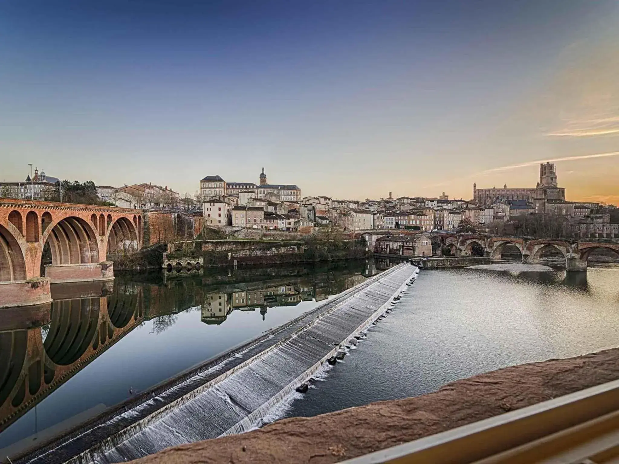 Bedroom in Mercure Albi Rives du Tarn Bedroom in Mercure Albi Rives du Tarn