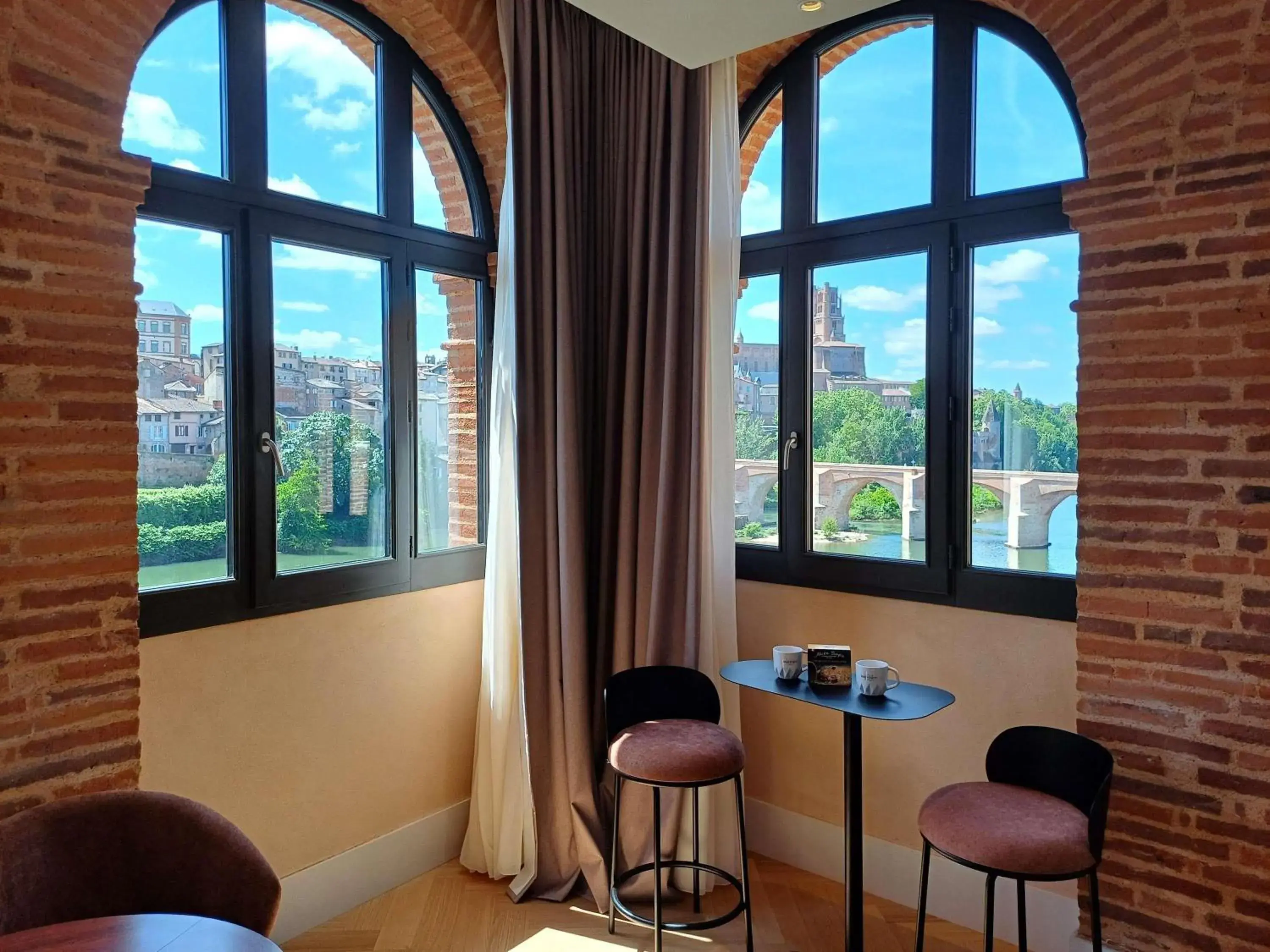 Bedroom in Mercure Albi Rives du Tarn Bedroom in Mercure Albi Rives du Tarn