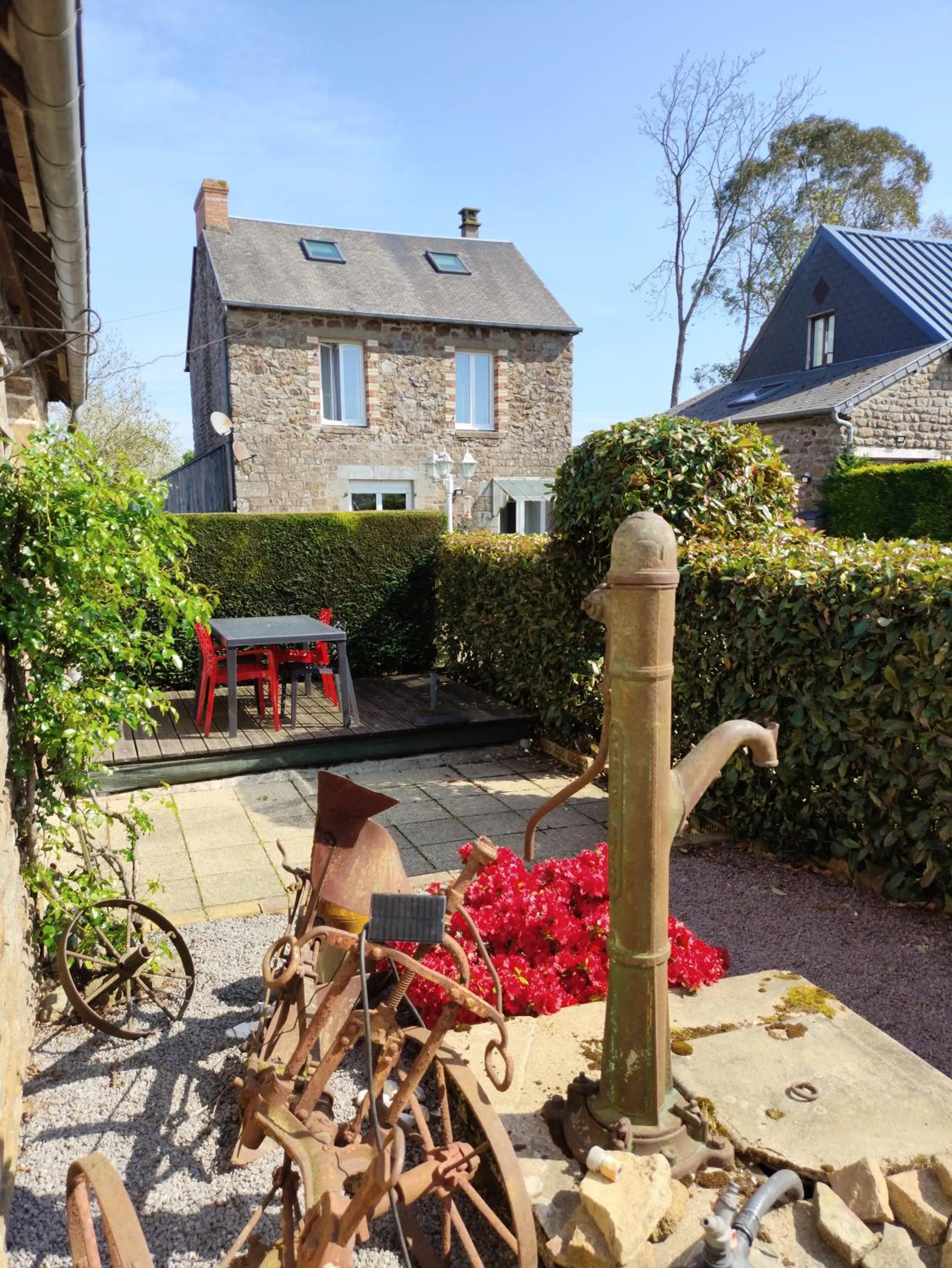Property building in Le Jardin B&B