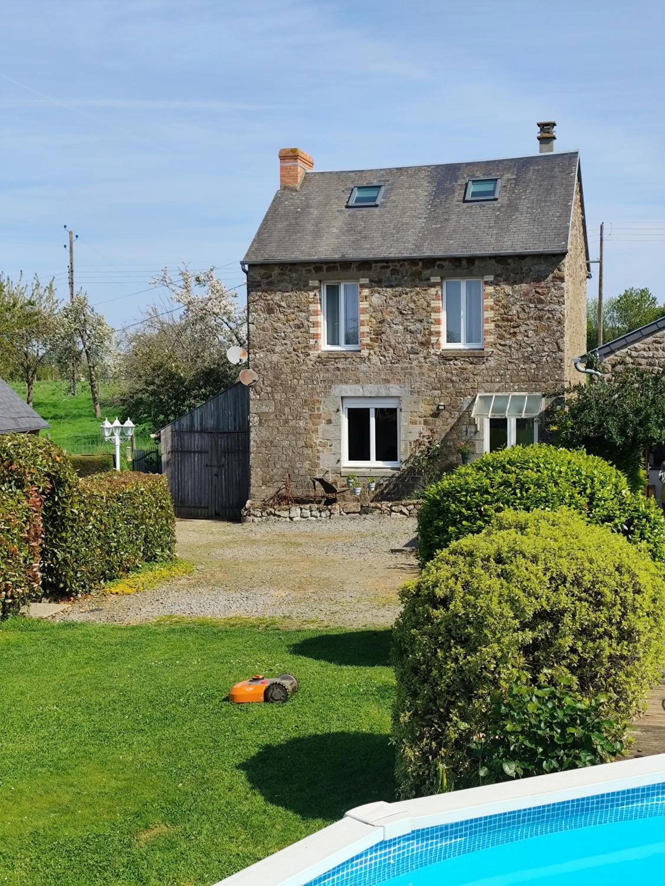 Property building in Le Jardin B&B