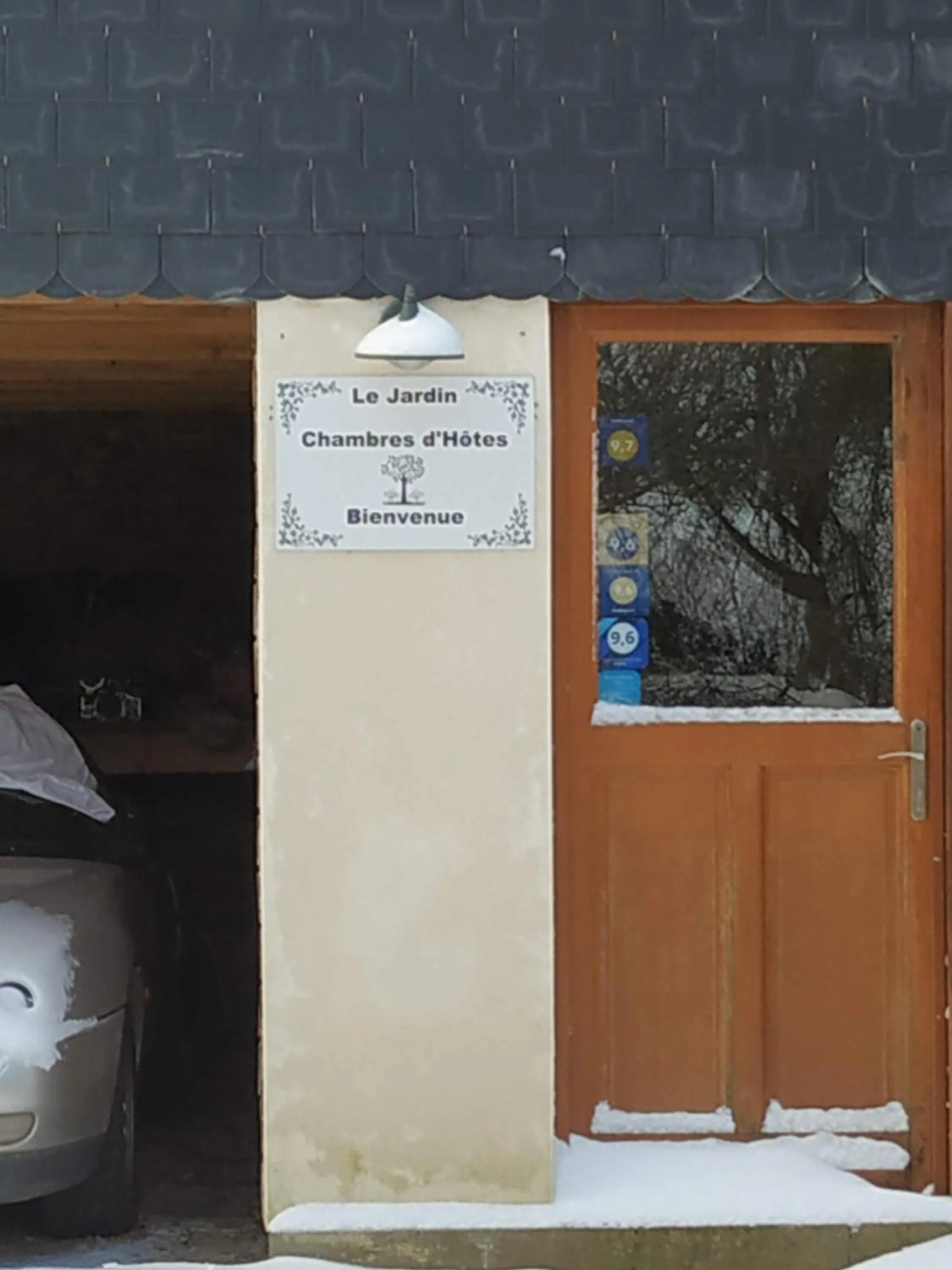 Property building in Le Jardin B&B