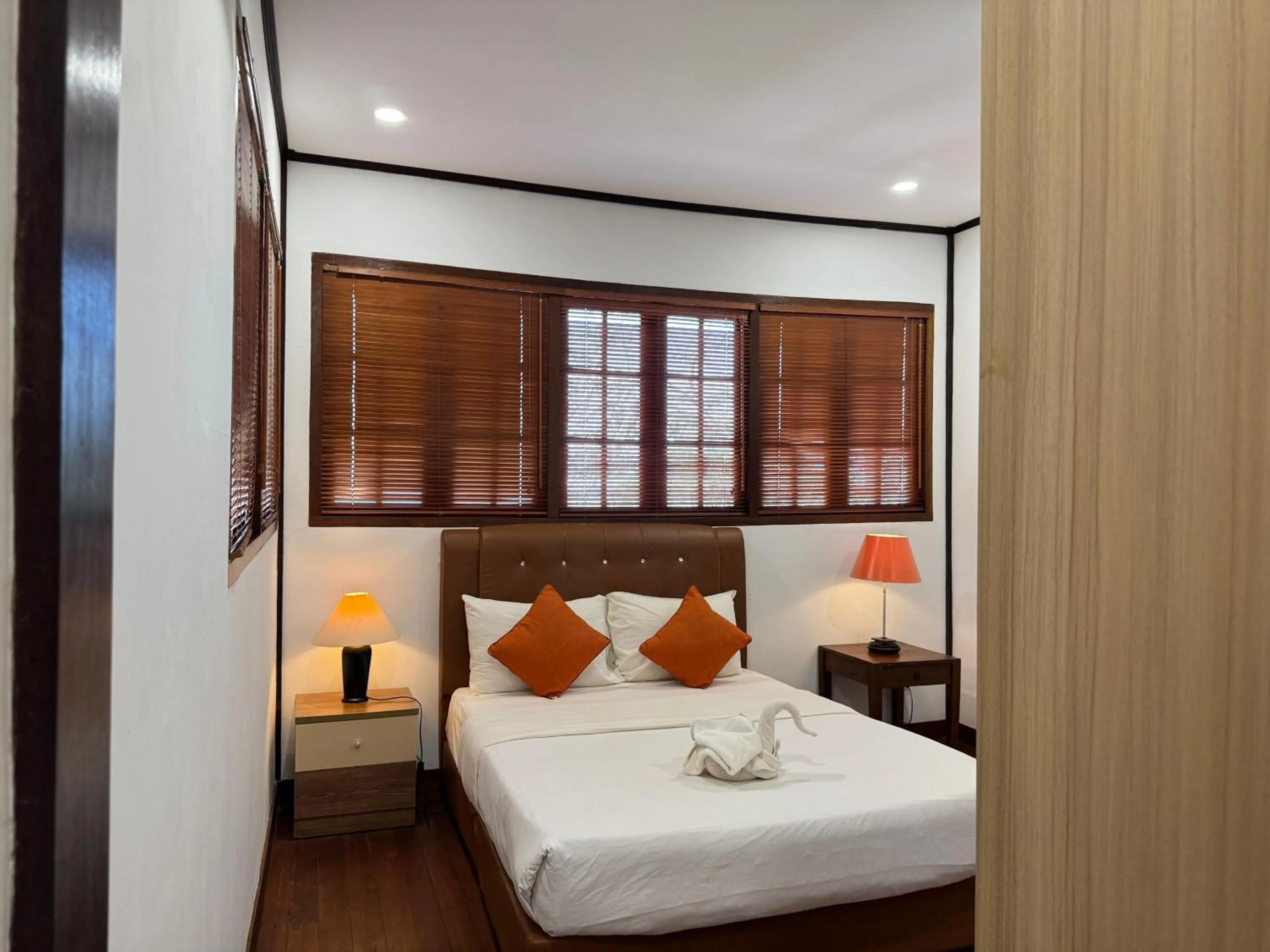 Bedroom, Bed in Nongsa Village