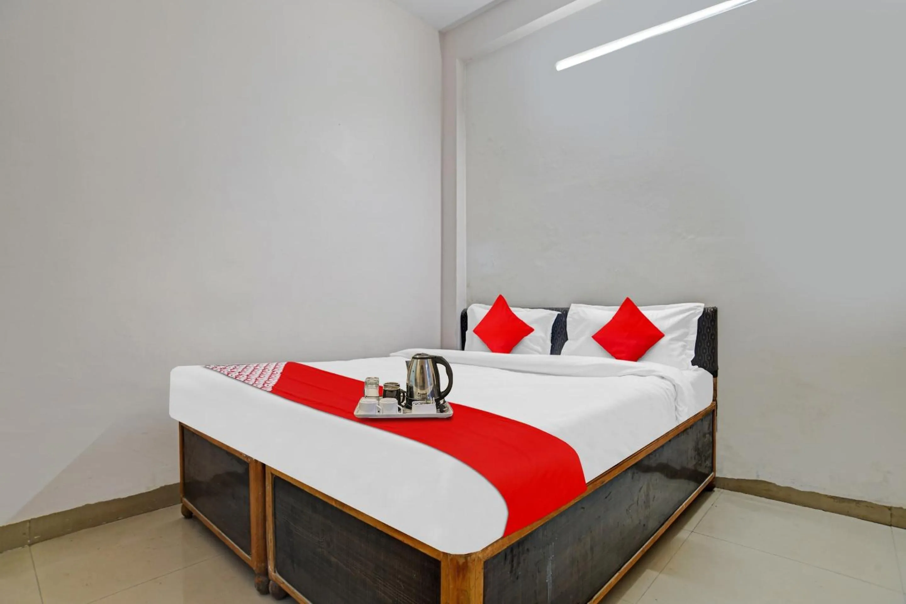 Bedroom, Bed in Hotel O SILVER PEACE