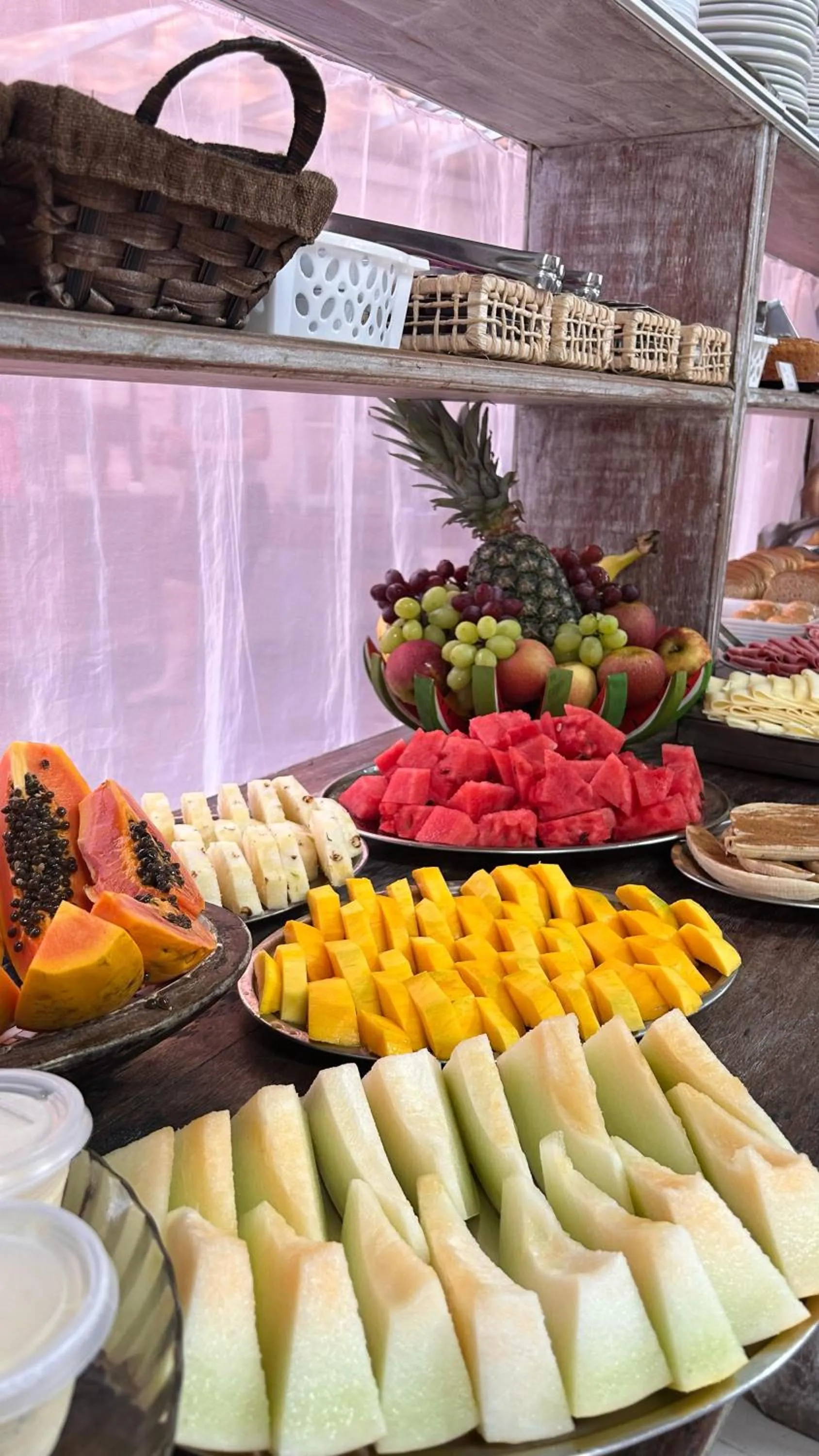 Buffet breakfast in Hotel e Pousada Pouso54