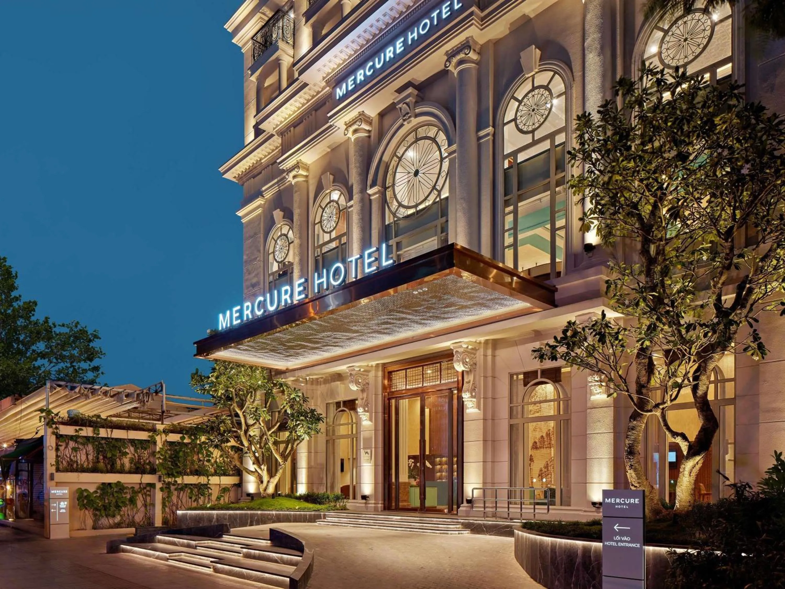 Property building in Mercure Nha Trang Beach