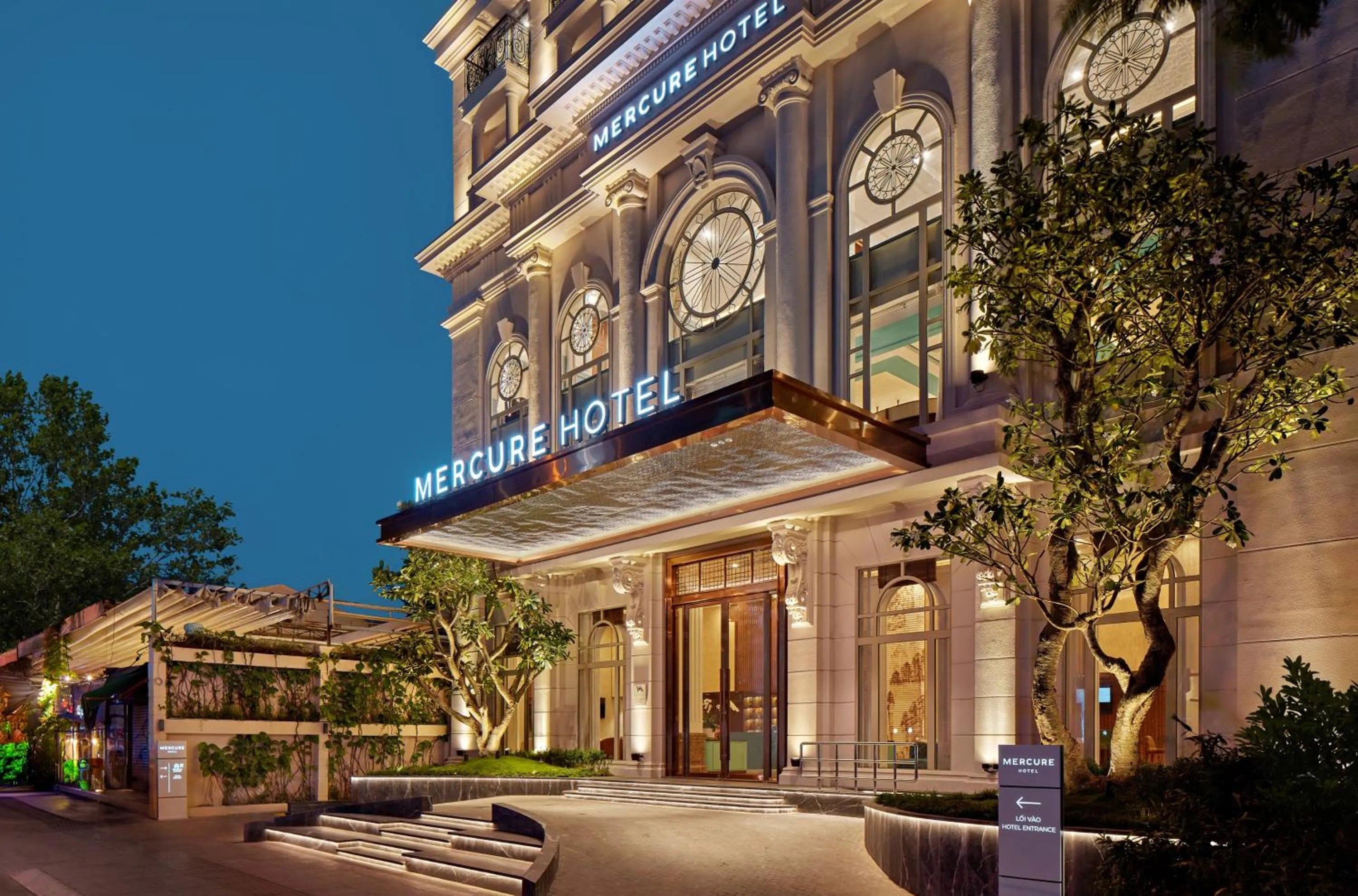 Property building in Mercure Nha Trang Beach