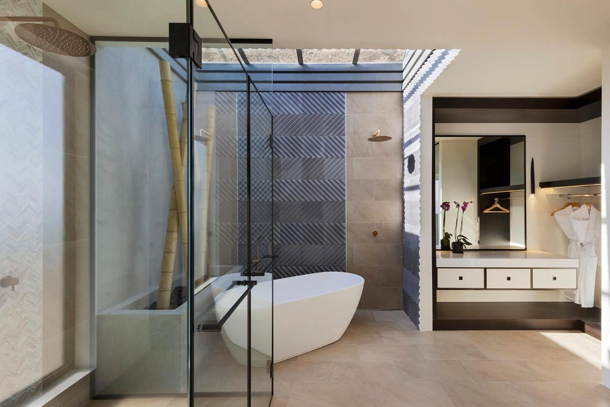 Bathroom in Herbert Samuel Royal Shangri-La Eilat