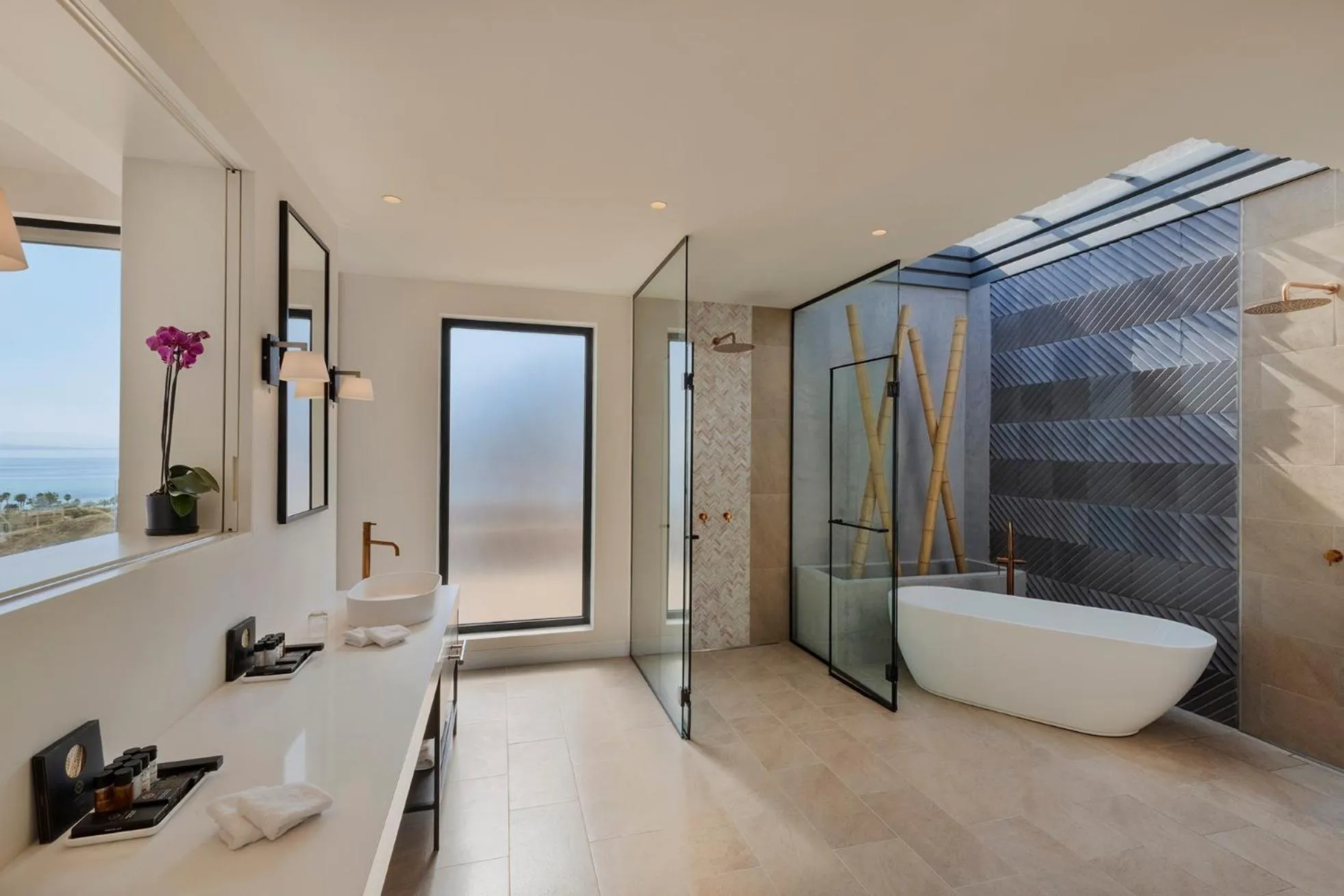 Bathroom in Herbert Samuel Royal Shangri-La Eilat